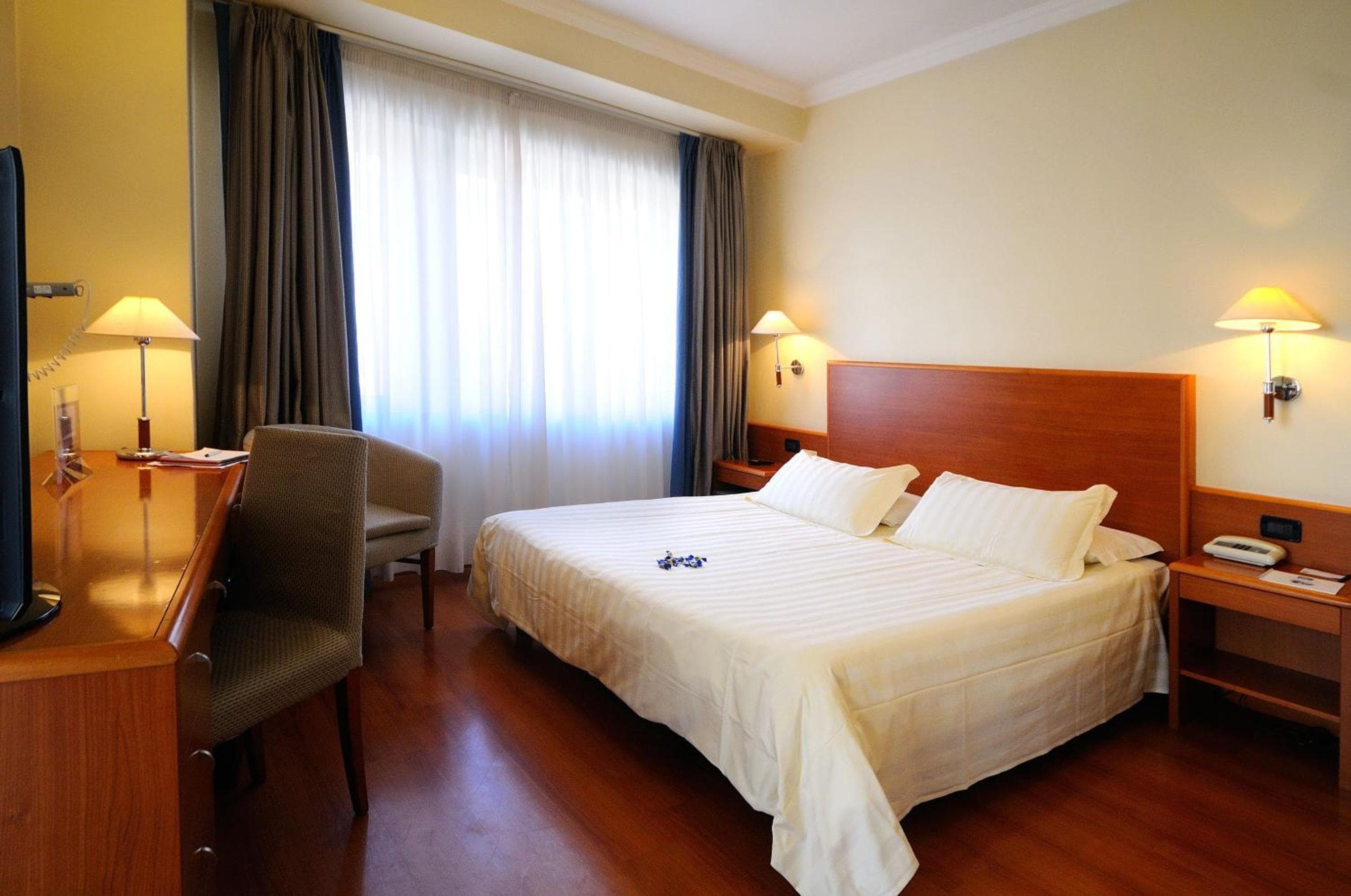 Best Western Plus Hotel Globus — 24