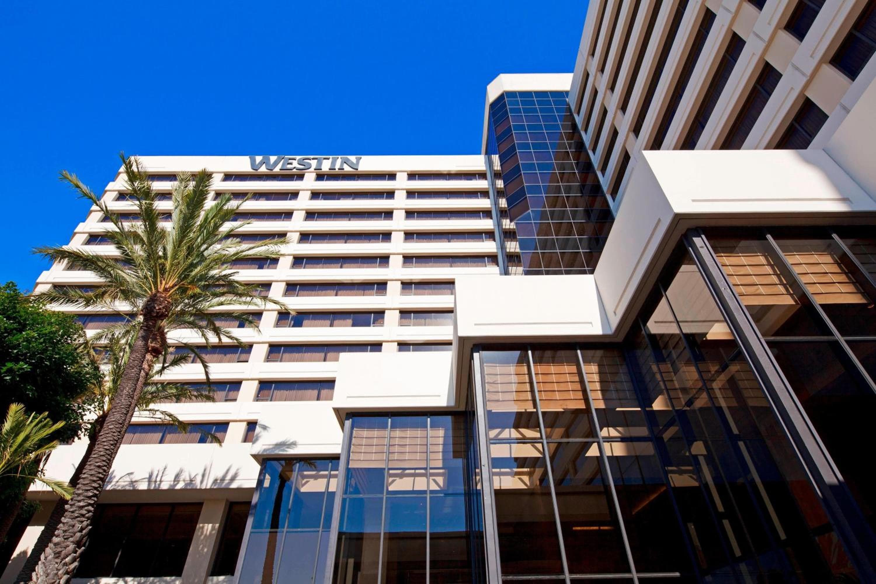 Das Westin Los Angeles Airport — 13