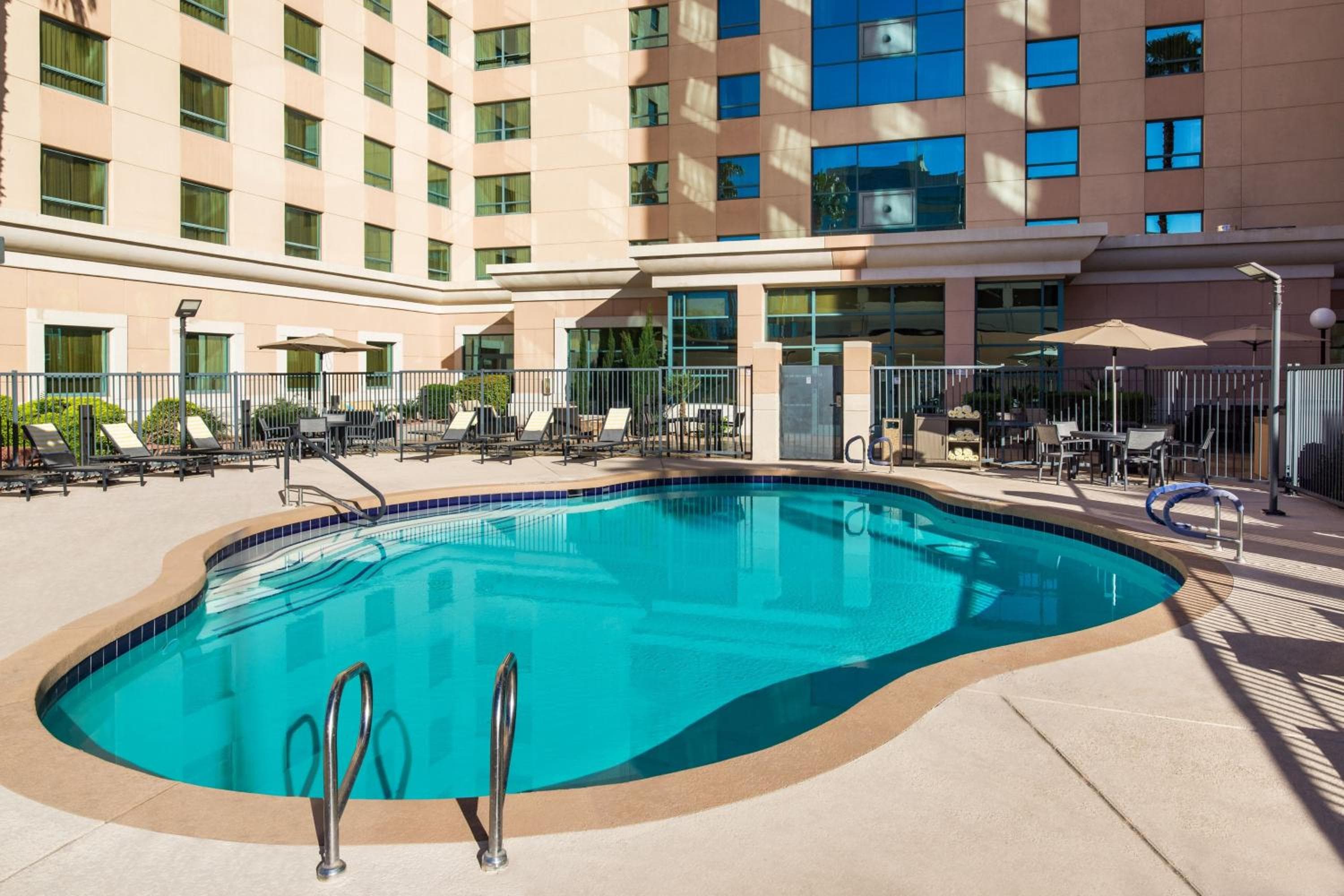 Residence Inn by Marriott Las Vegas Hughes Center — 25