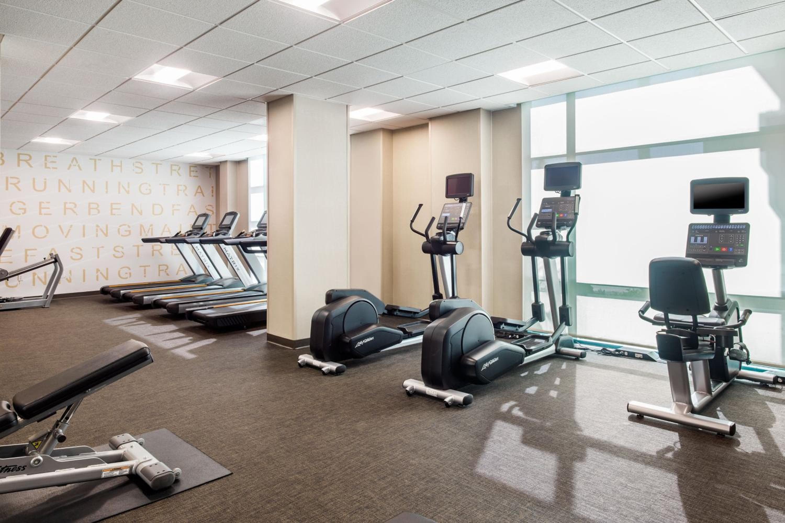 Residence Inn by Marriott Las Vegas Hughes Center — 27