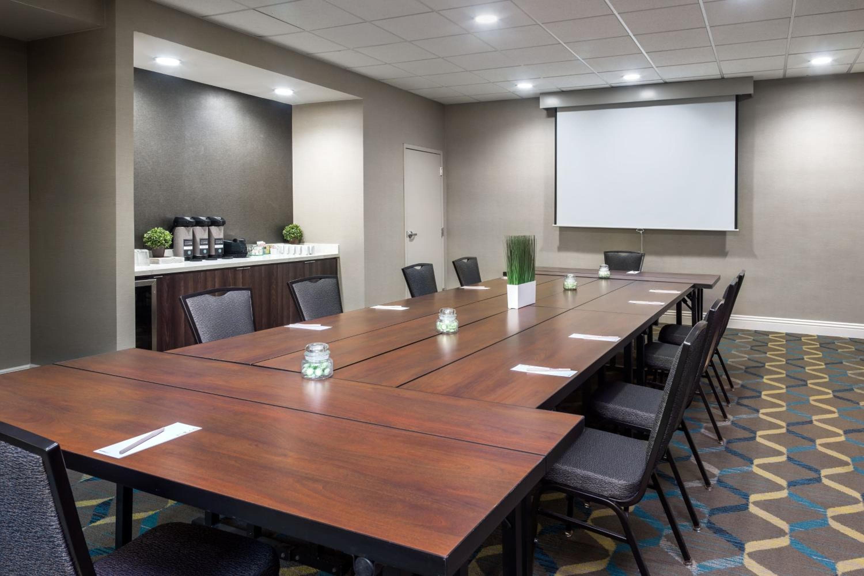 Residence Inn by Marriott Las Vegas Hughes Center — 29