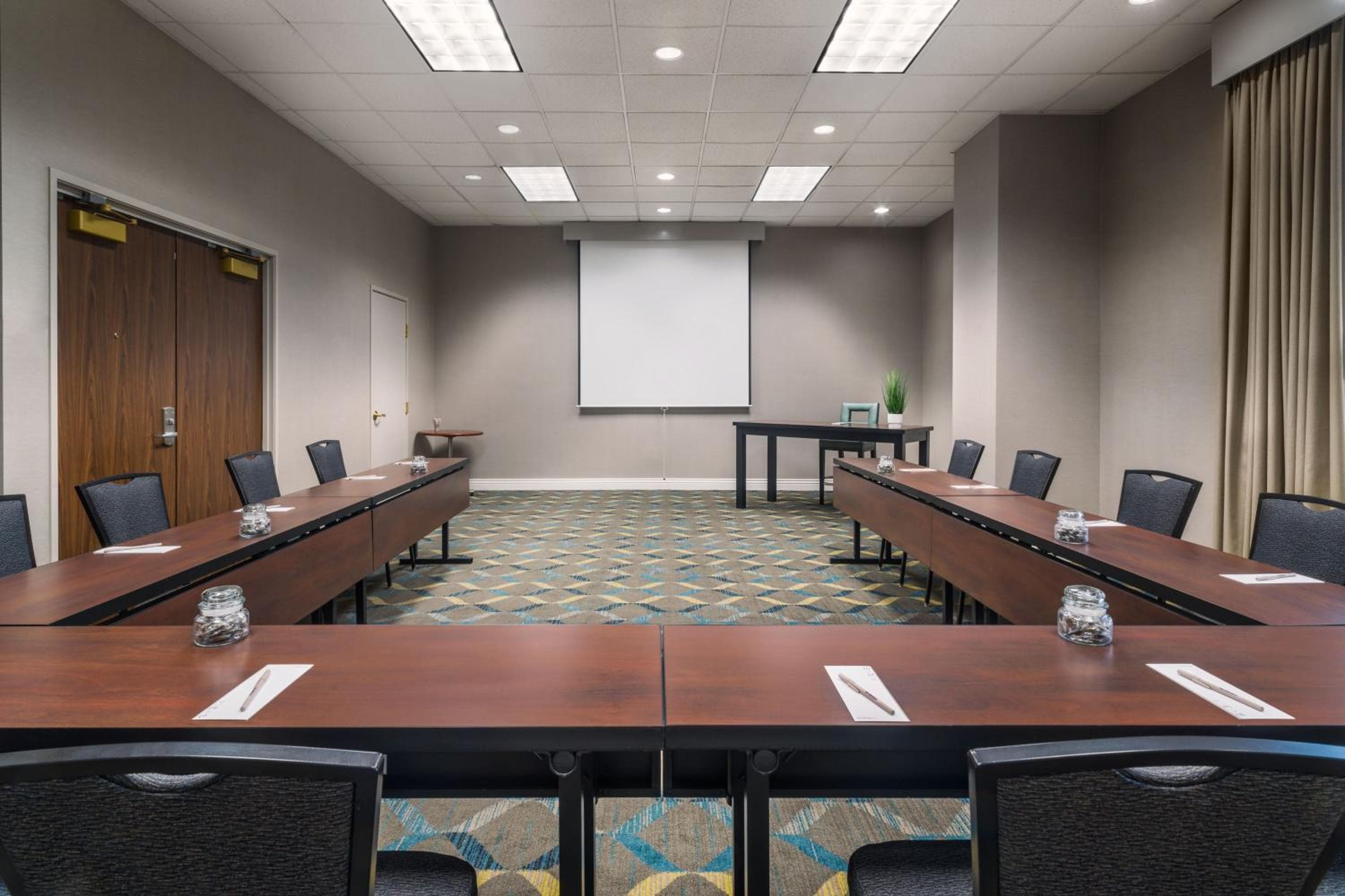 Residence Inn by Marriott Las Vegas Hughes Center — 27