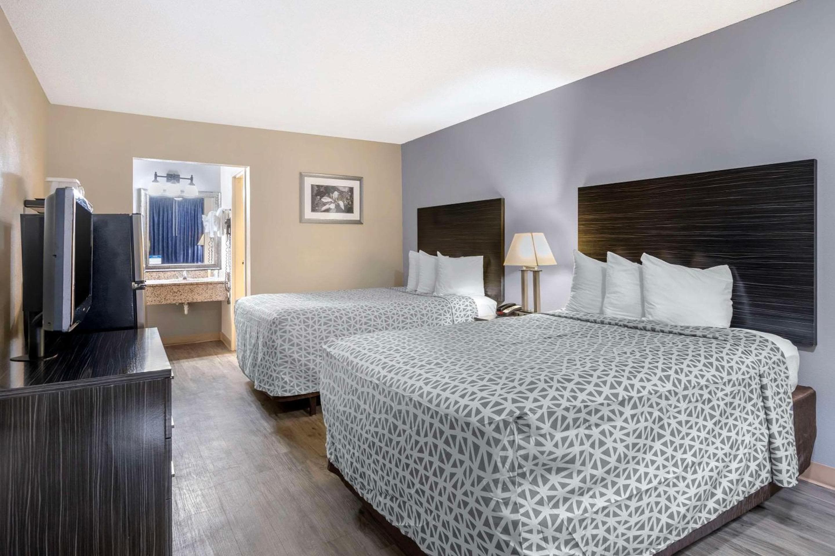 Econo Lodge International Drive — 5