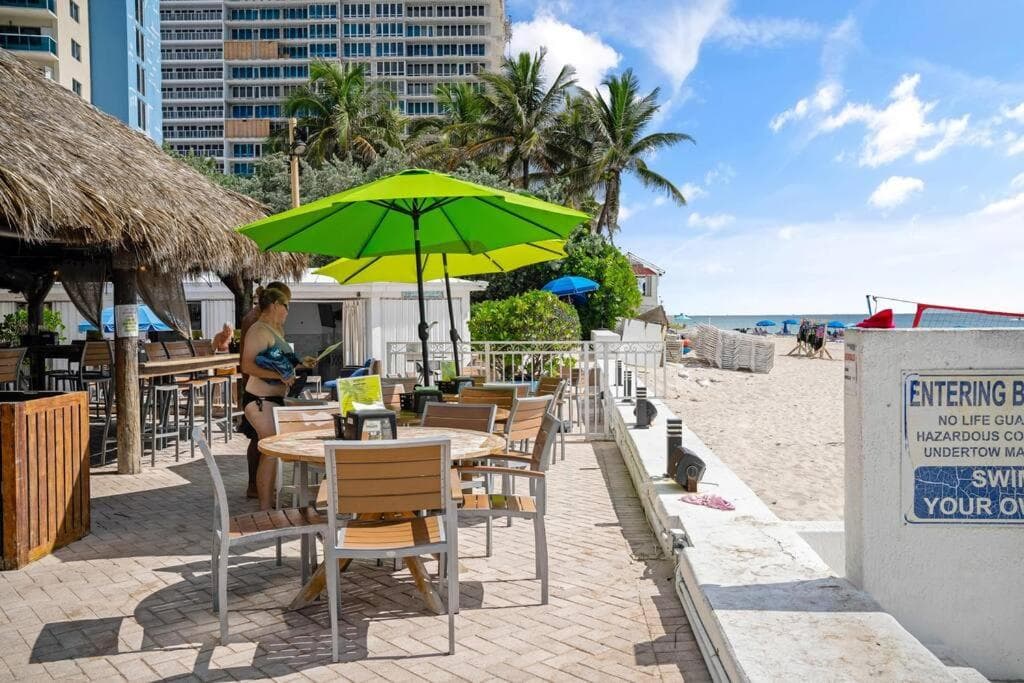 Relaxing Escape Oceanfront Pool Gem On The Beach — 10