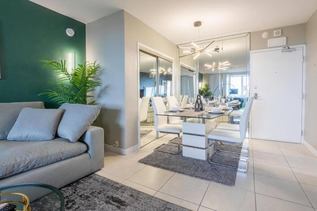 Relaxing Escape Oceanfront Pool Gem On The Beach — 13