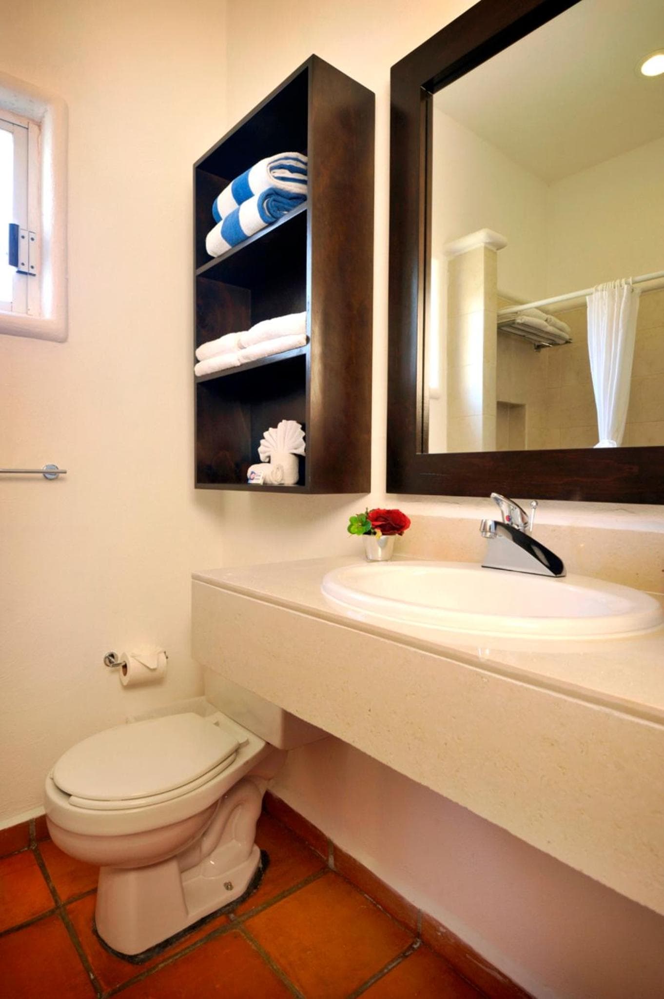 Las Palmas Condominio — 3