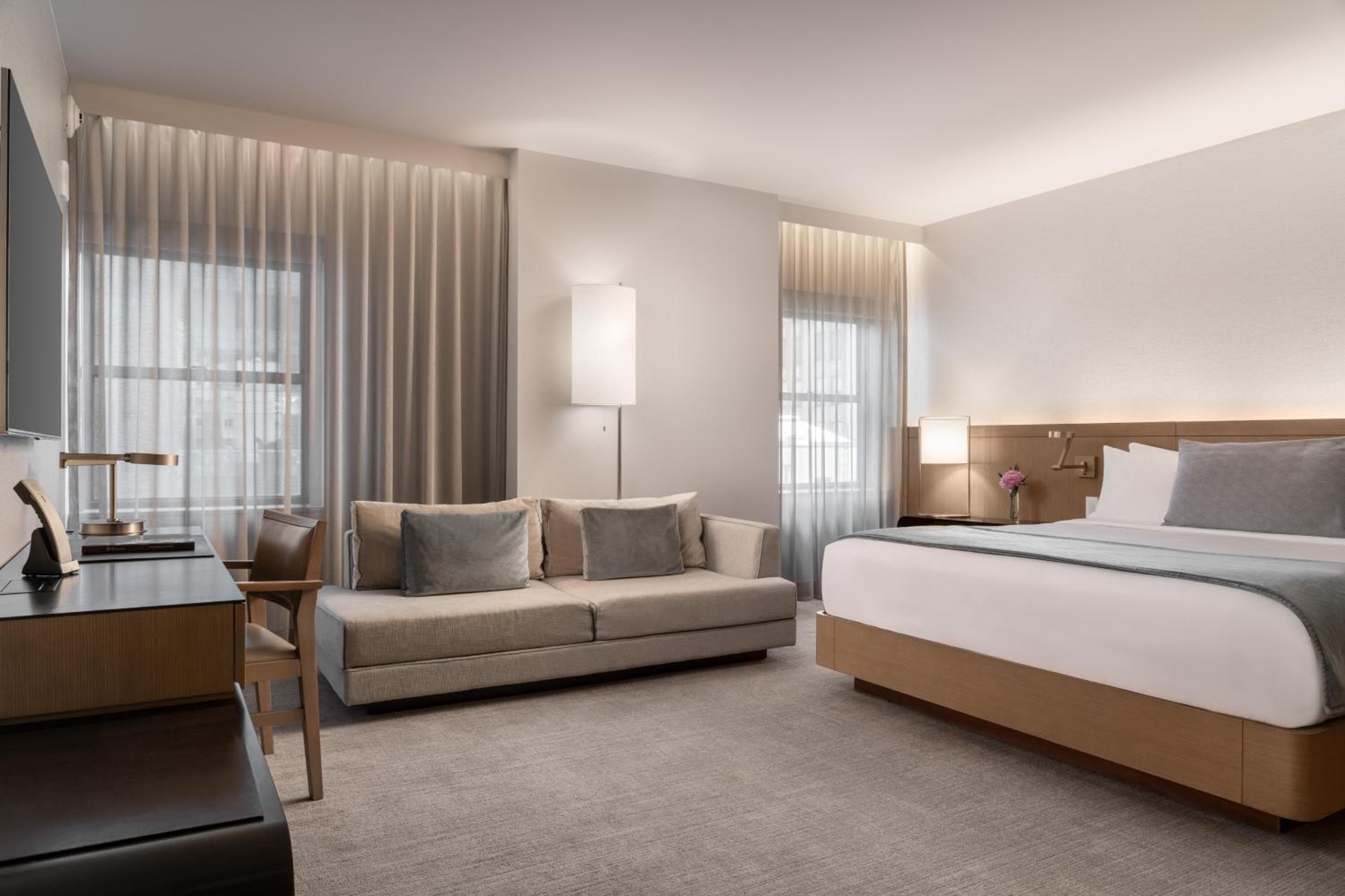The Knickerbocker Hotel — 8