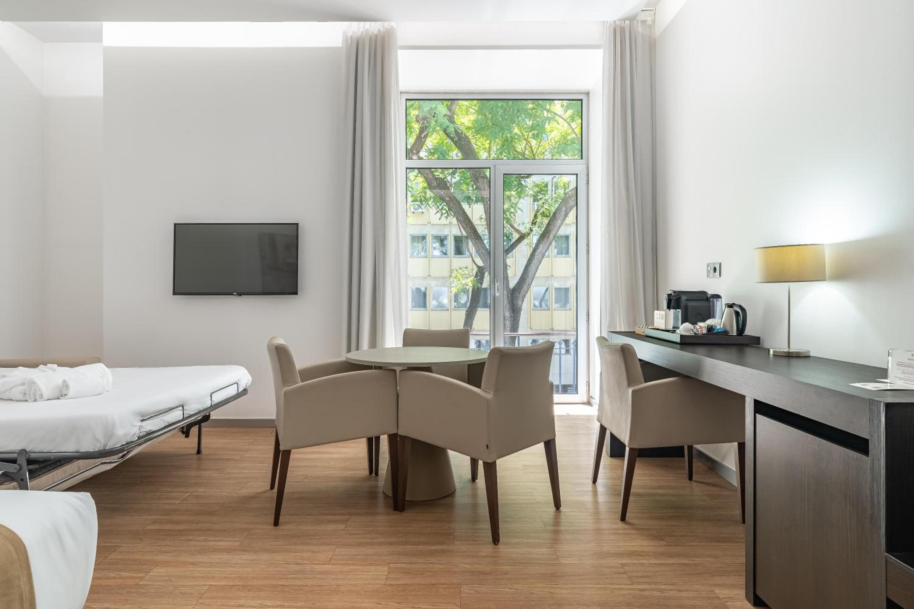 Jupiter Lisboa Hotel - Rooftop & Spa hotel, Avenida da Republica, 46, Lisbon, Portugal — photo 72