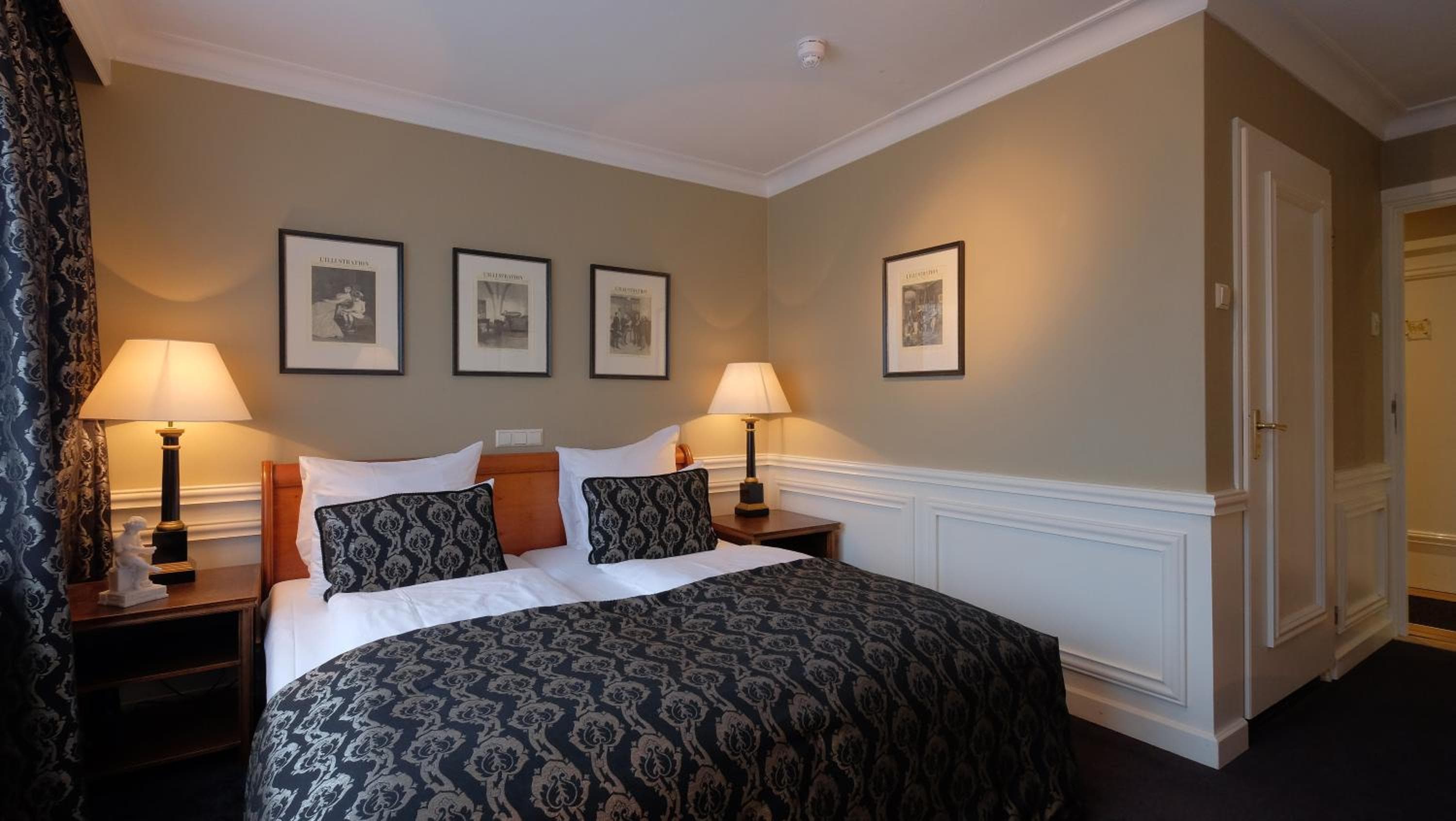 Apollofirst Boutique Hotel — 13