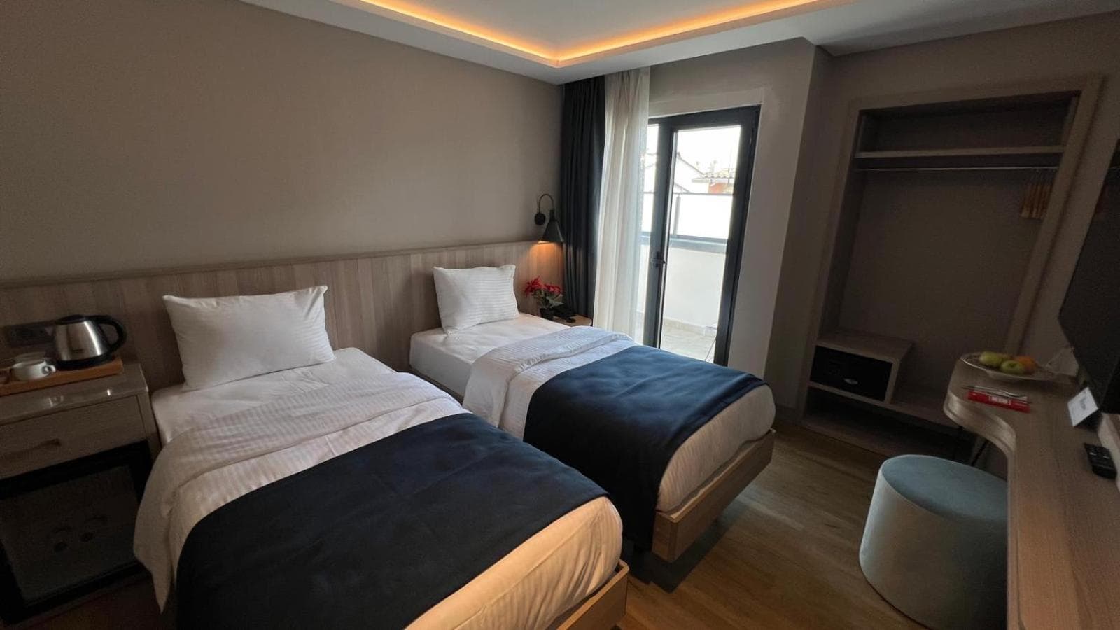 Woxx Hotel — 19