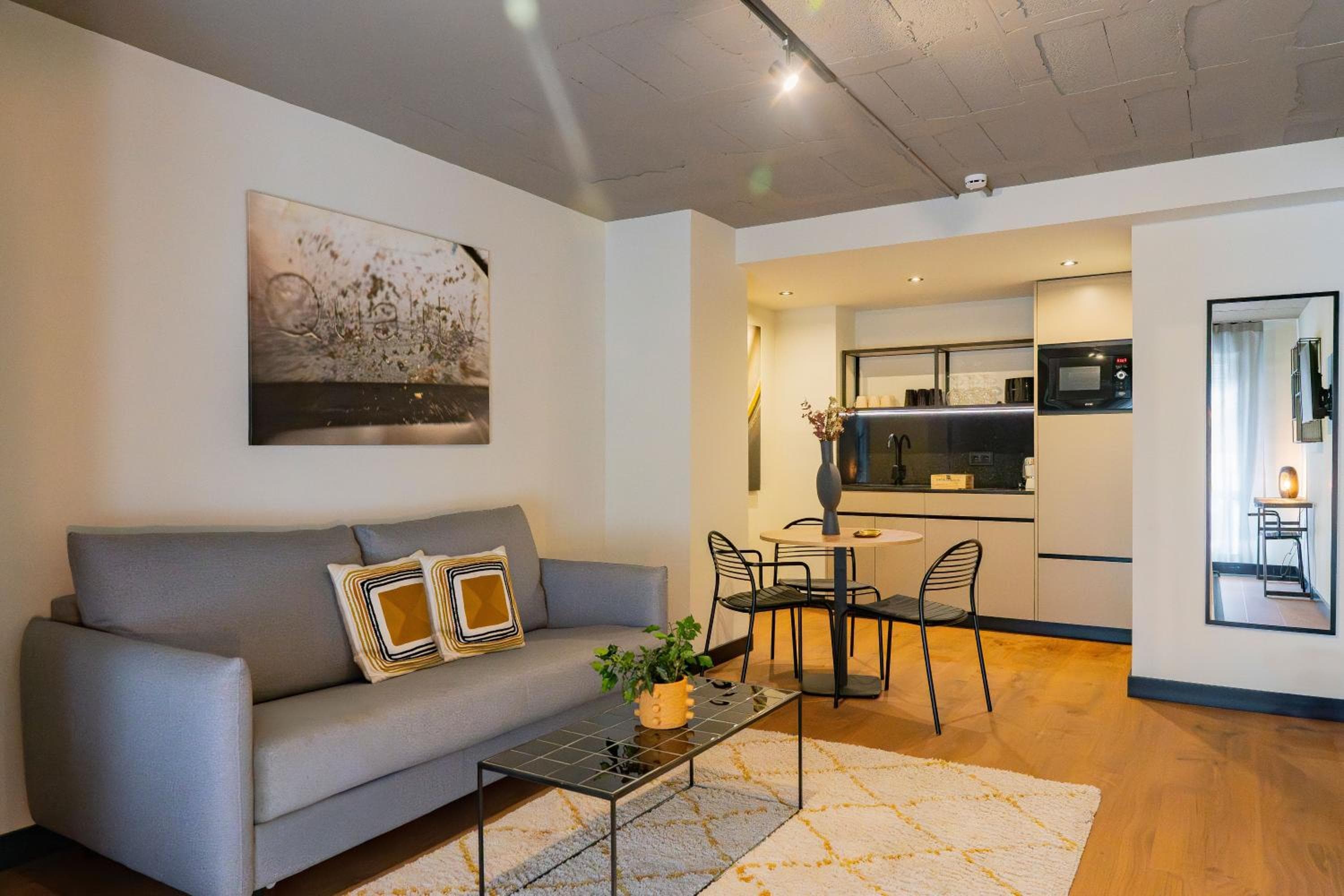 BUBU Apartments By Exclusive Homes — 10