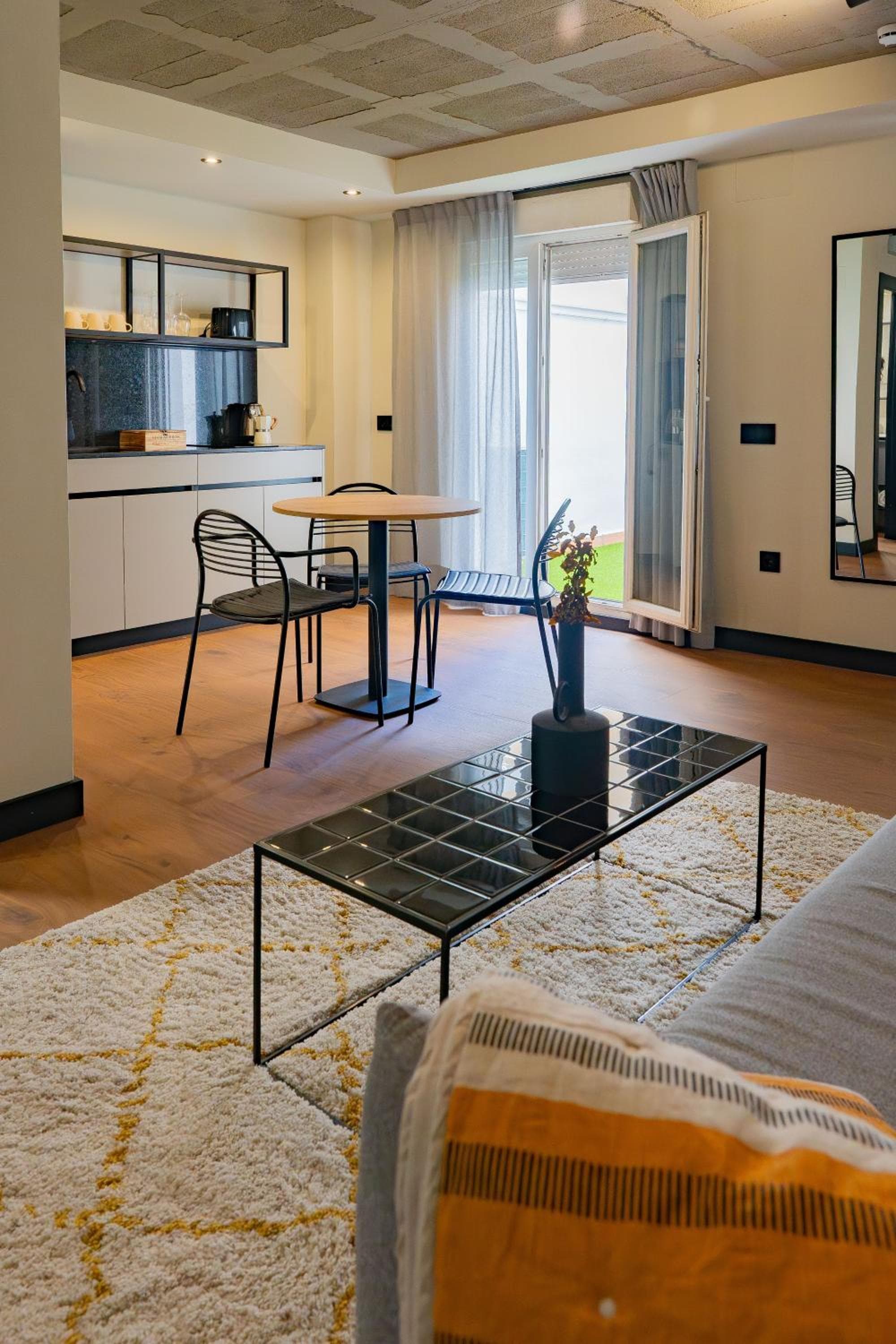 BUBU Apartments By Exclusive Homes — 17