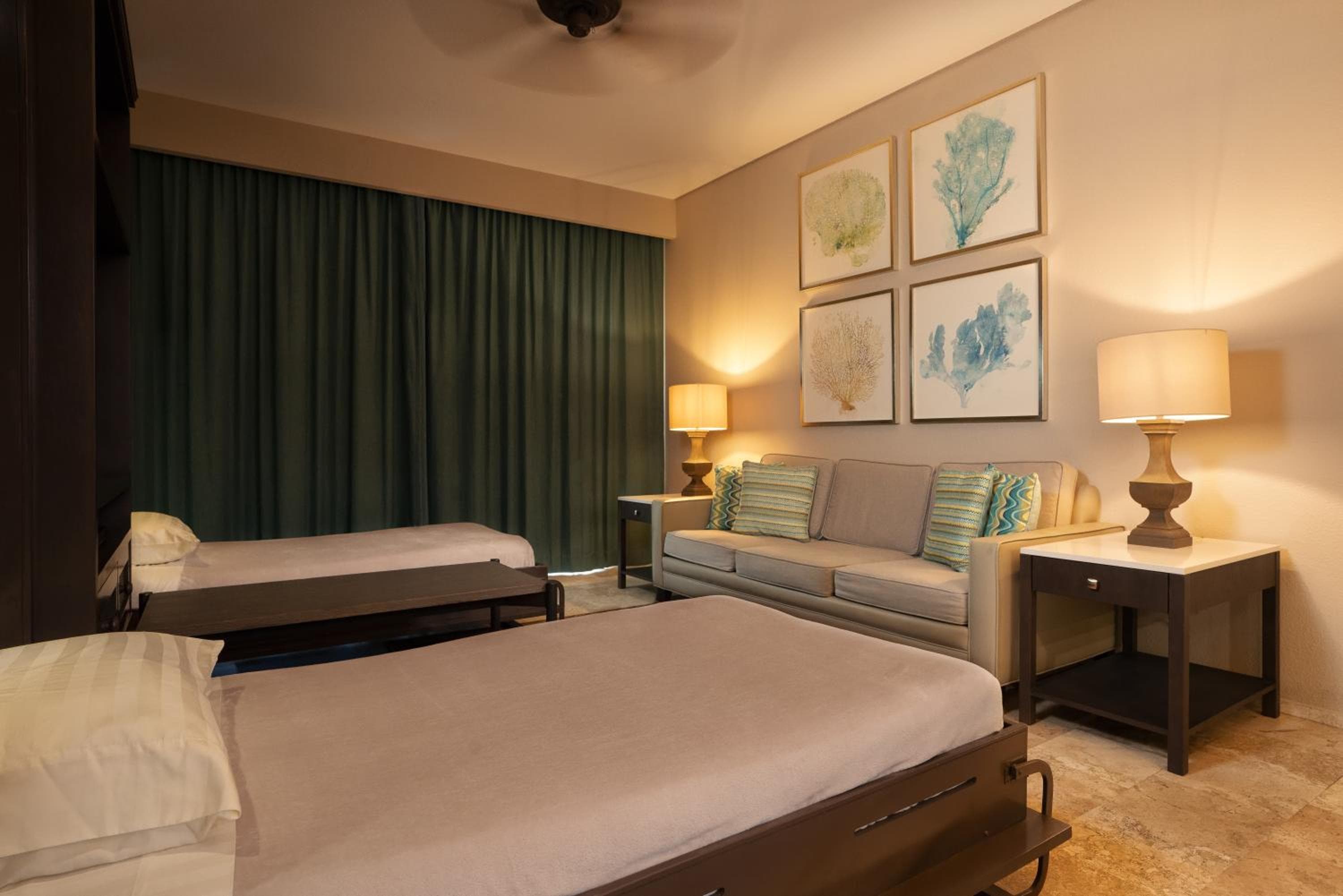 Holiday Inn Club Vacations The Royal Sands All Inclusive — 10