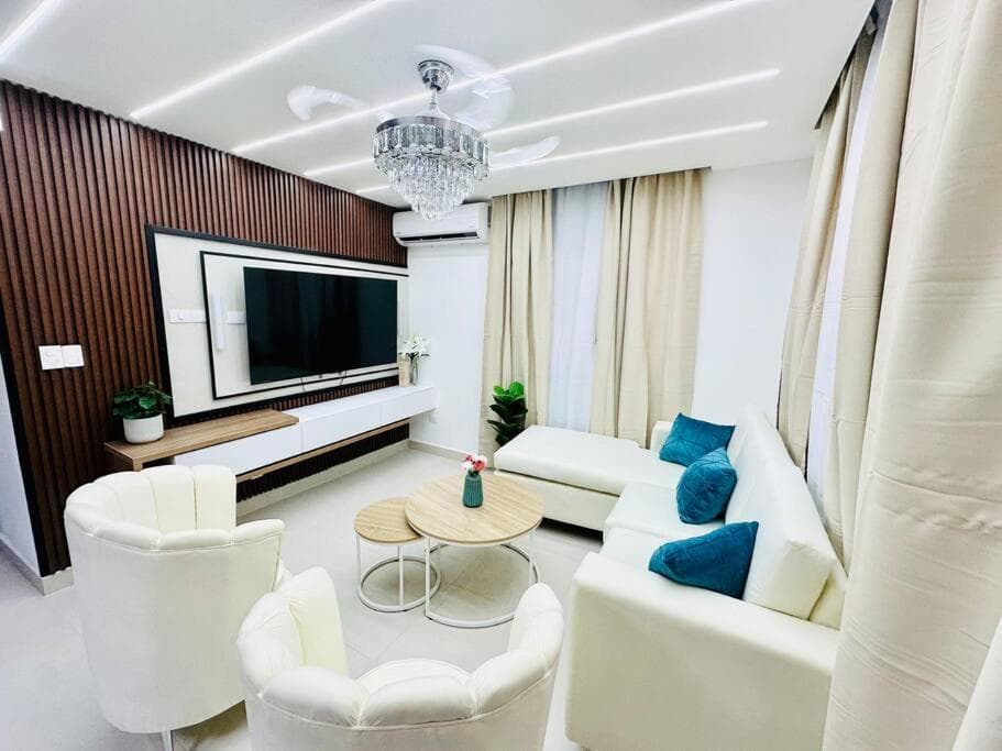Schöne 2 Schlafzimmer 2 Badezimmer mit Pool — 10