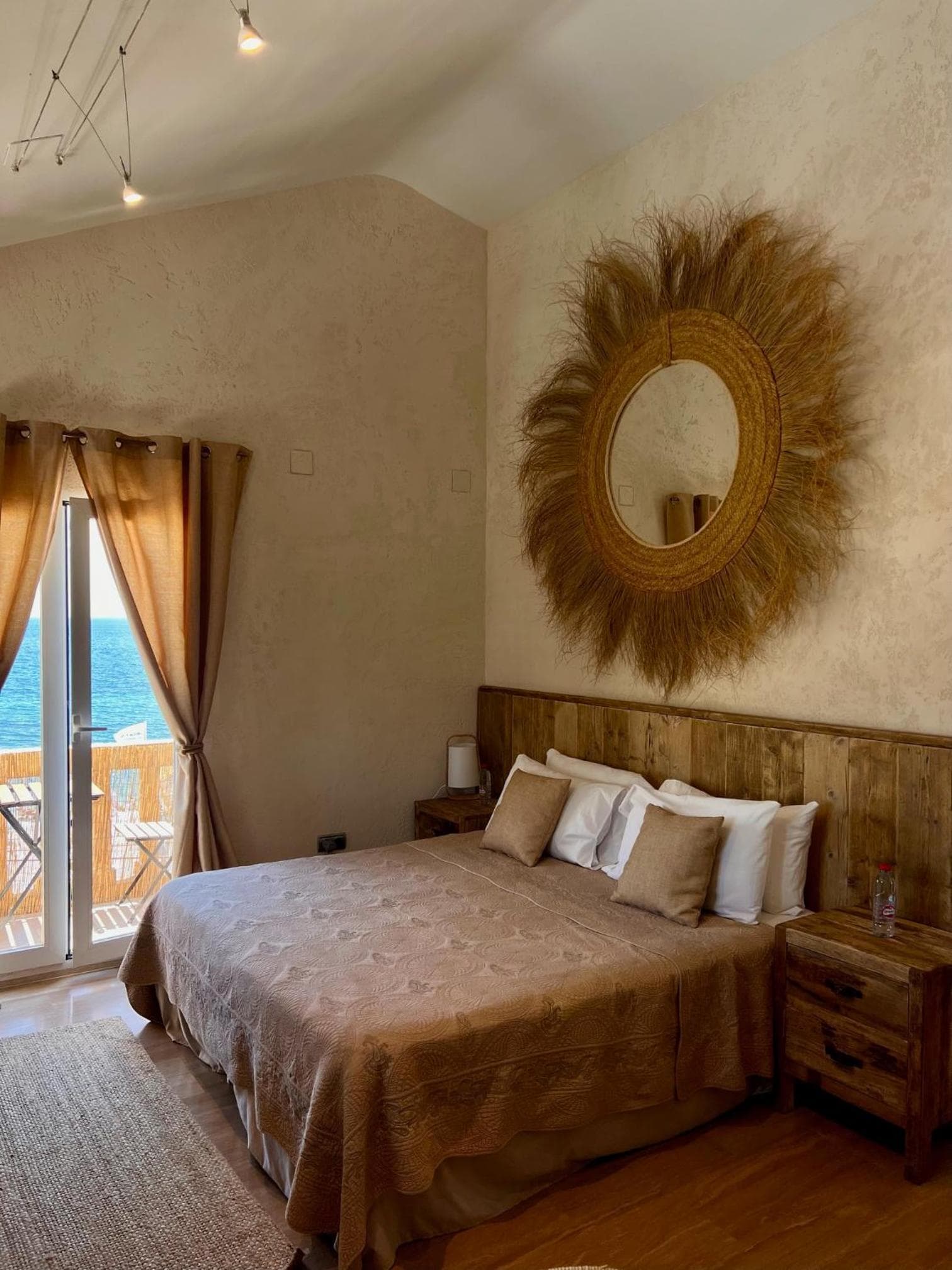 Botanico Boutique Suites — 30