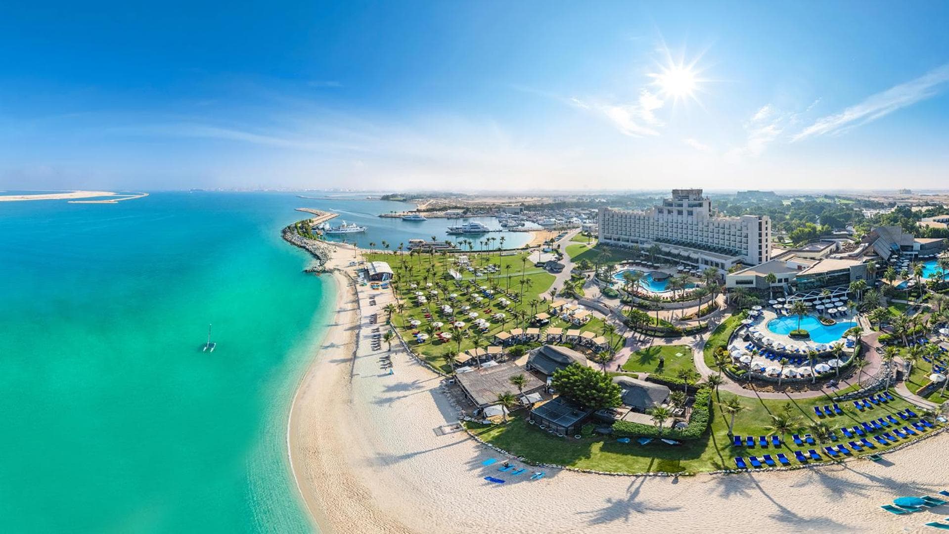 JA Lake View Hotel, Dubai — 12
