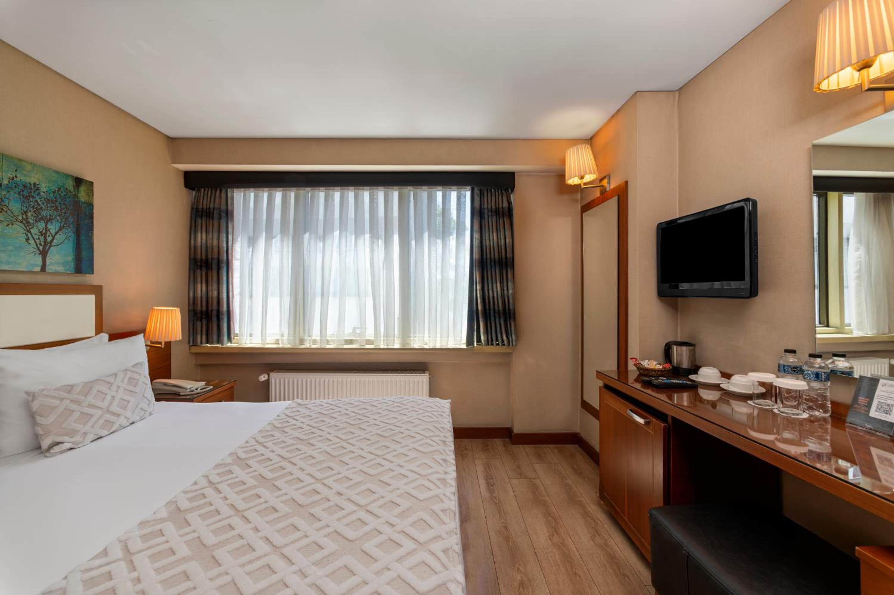 Istanbul Golden City Hotel — 22