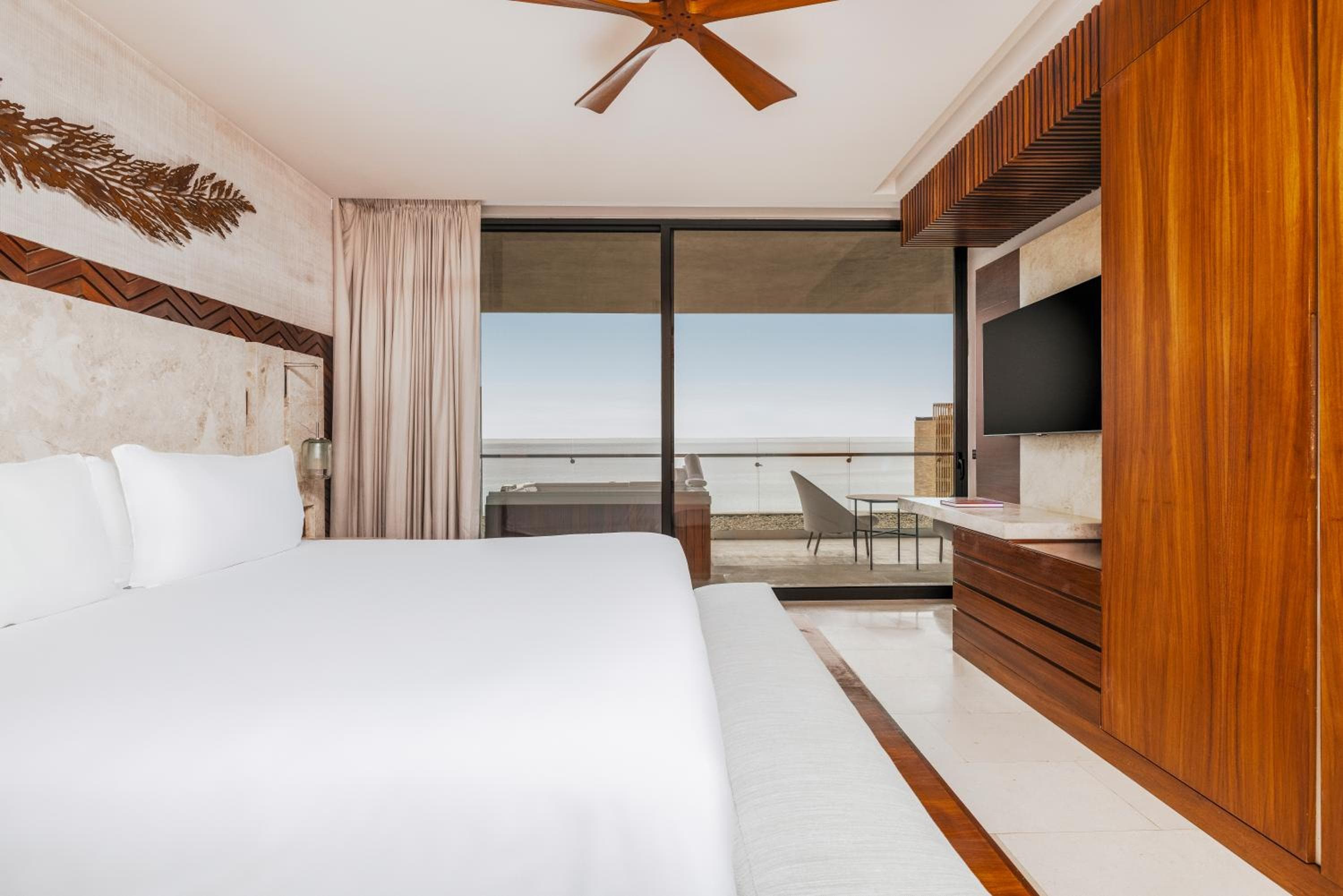Solaz, a Luxury Collection Resort, Los Cabos — 16