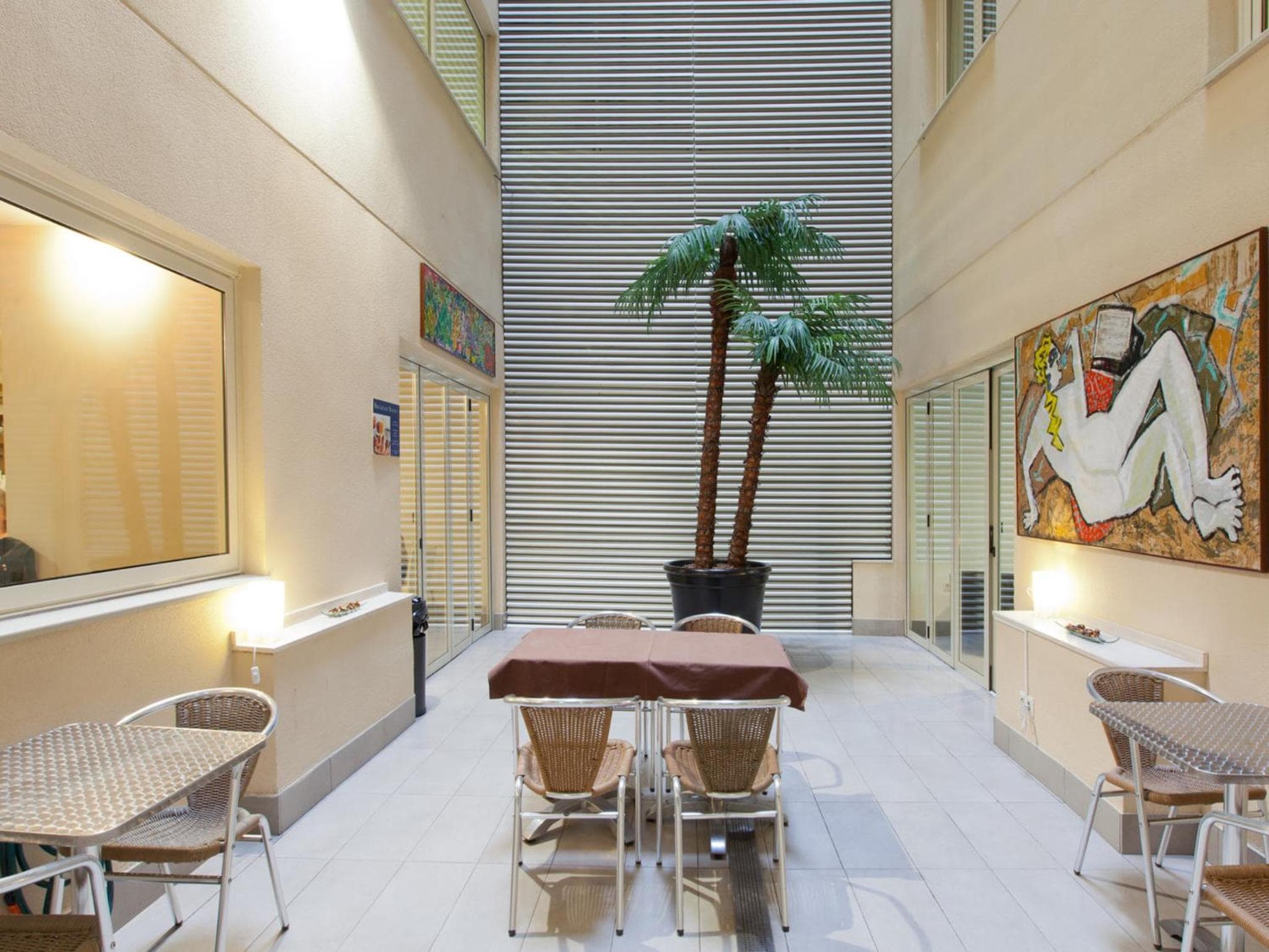 Hotel Sagrada Familia — 20