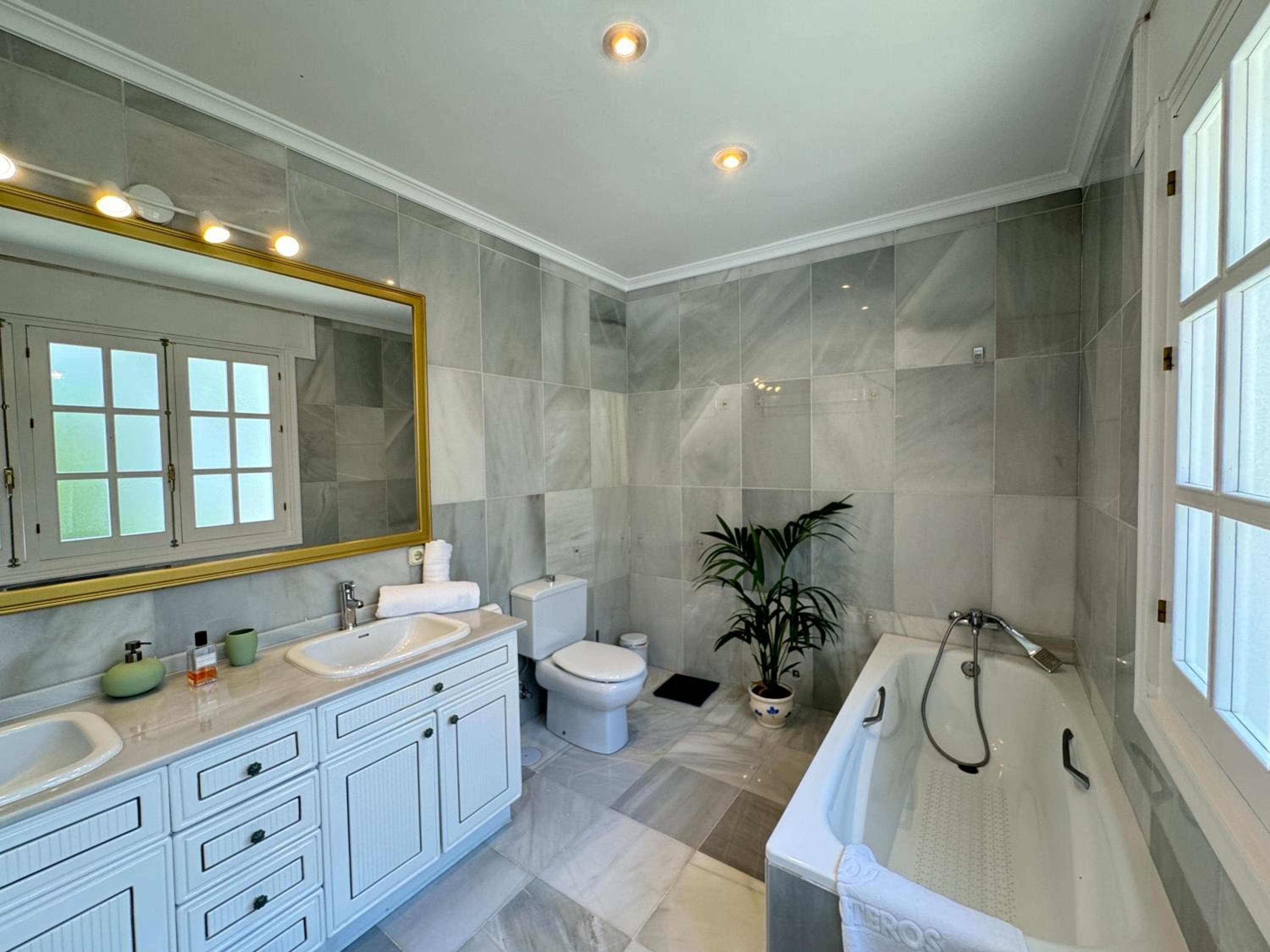 Karey Boutique House — 2