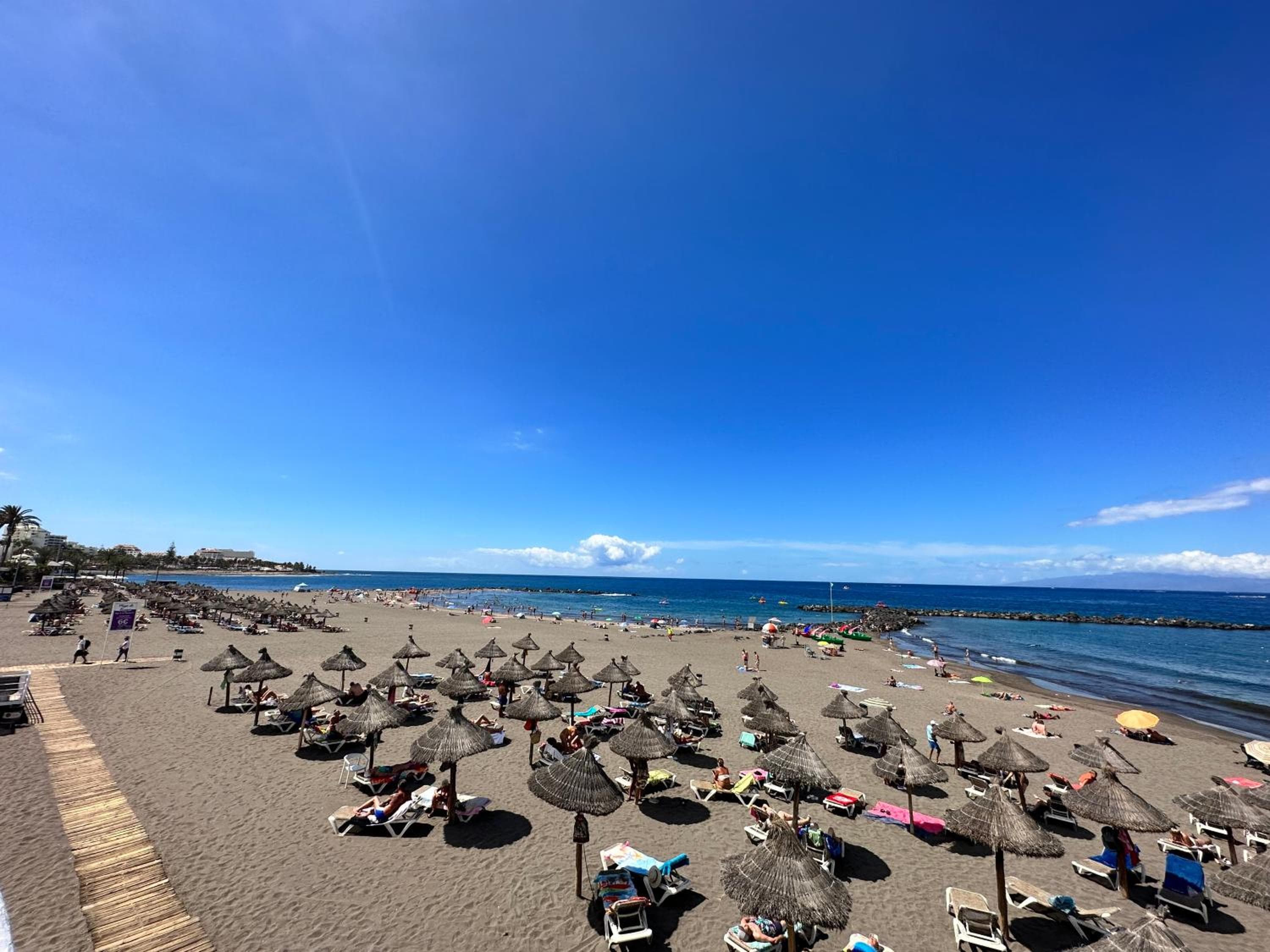 Playa de las Americas - Torres de Yomely — 2