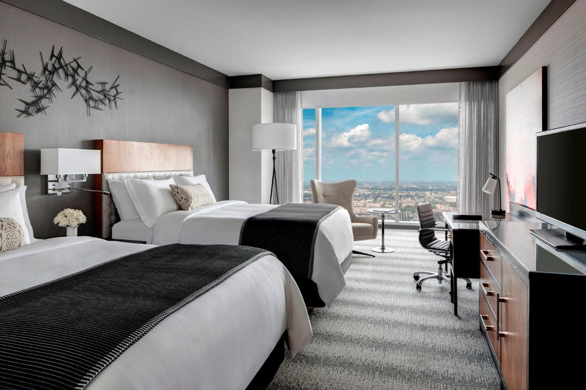 Loews Chicago Hotel hotel, 455 North Park Drive, Chicago, United States — photo 96