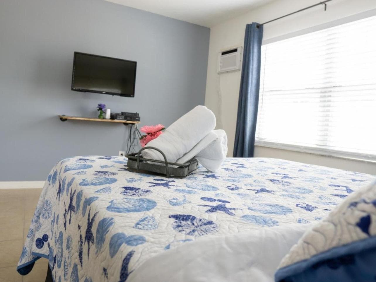 Mi Casa Es Tu Casa, Airport Suites — 6