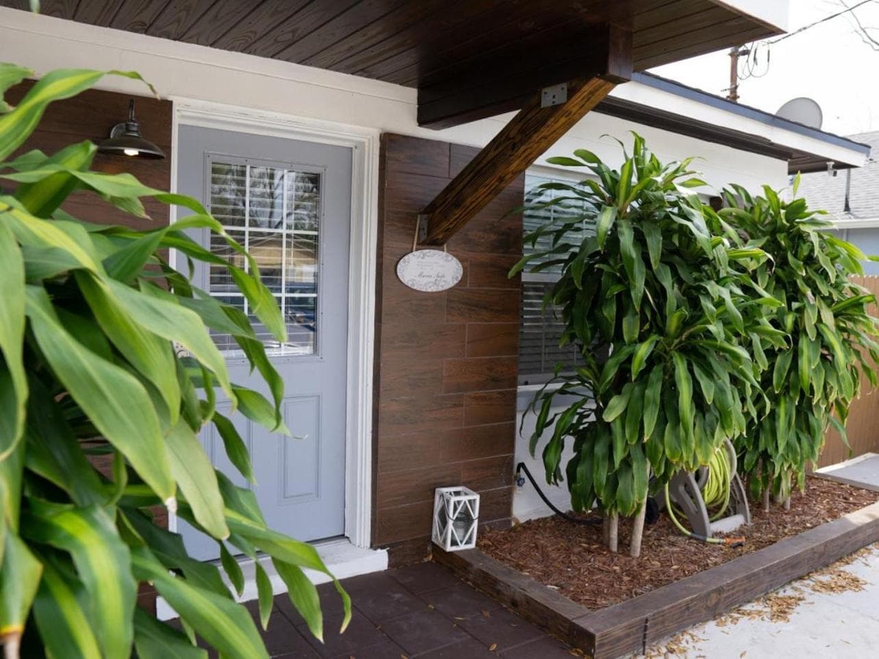 La mia casa è la tua casa, suite aeroportuali — 22