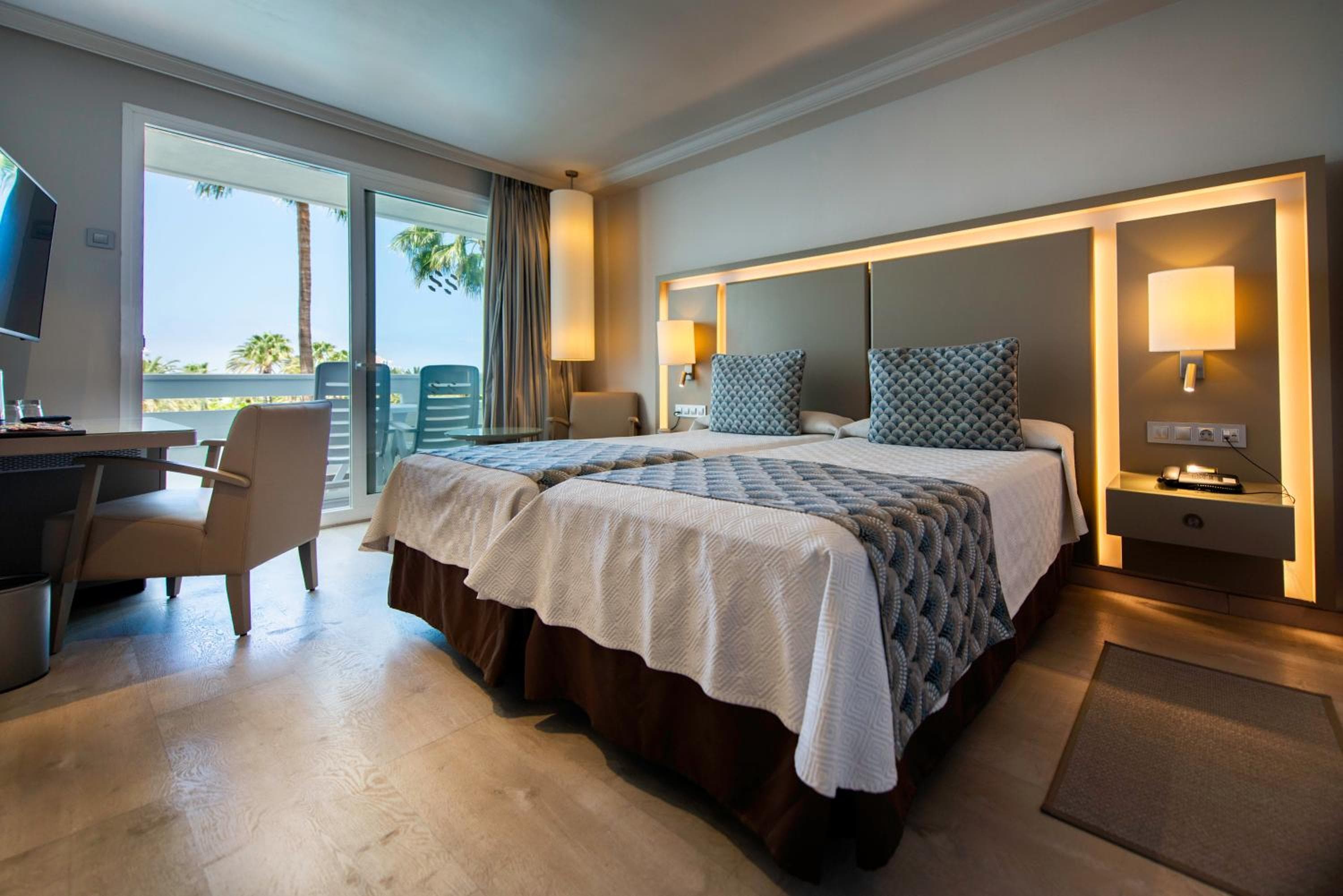 Spring Hotel Vulcano — 1