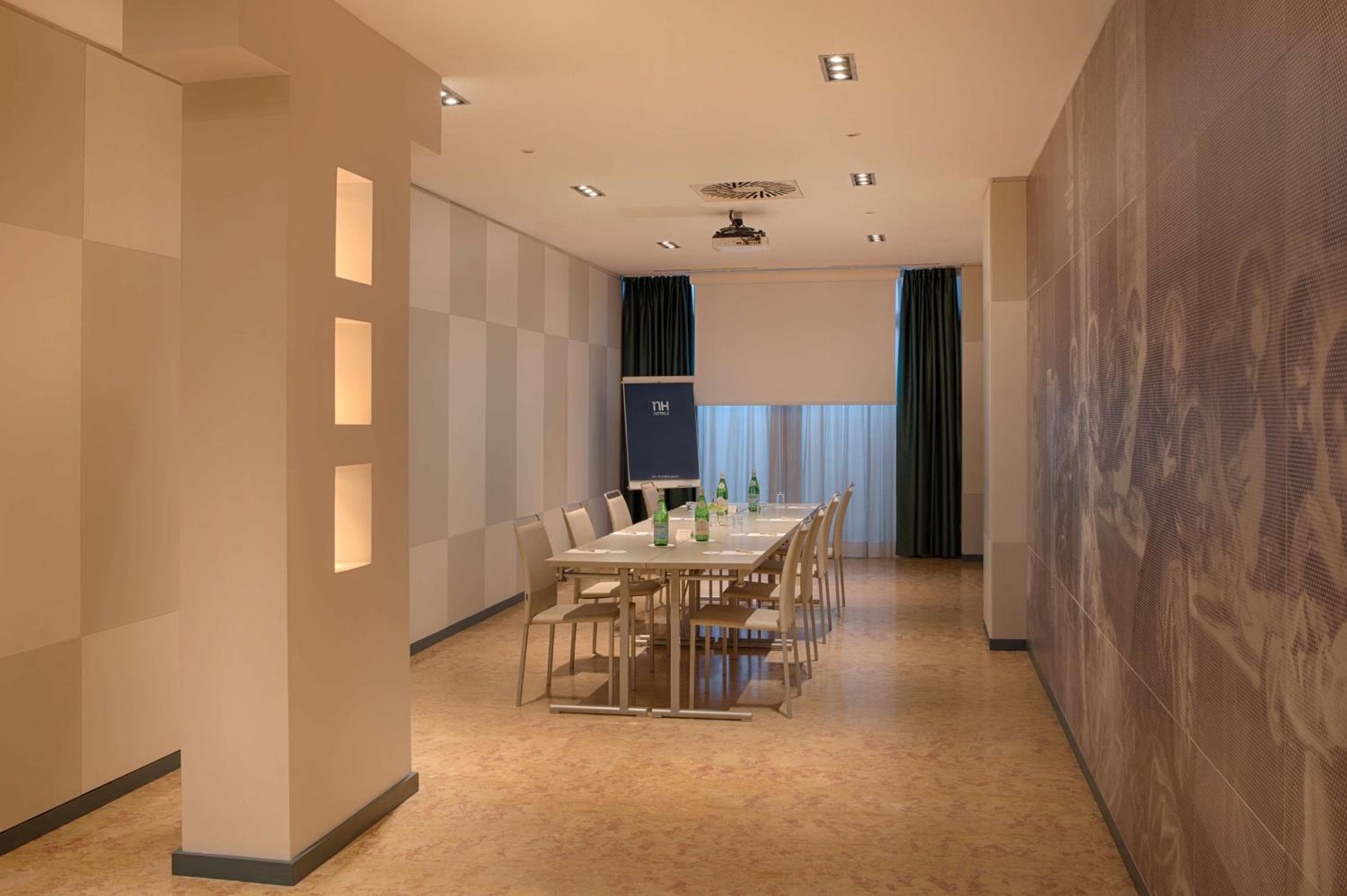 NH Roma Villa Carpegna — 8