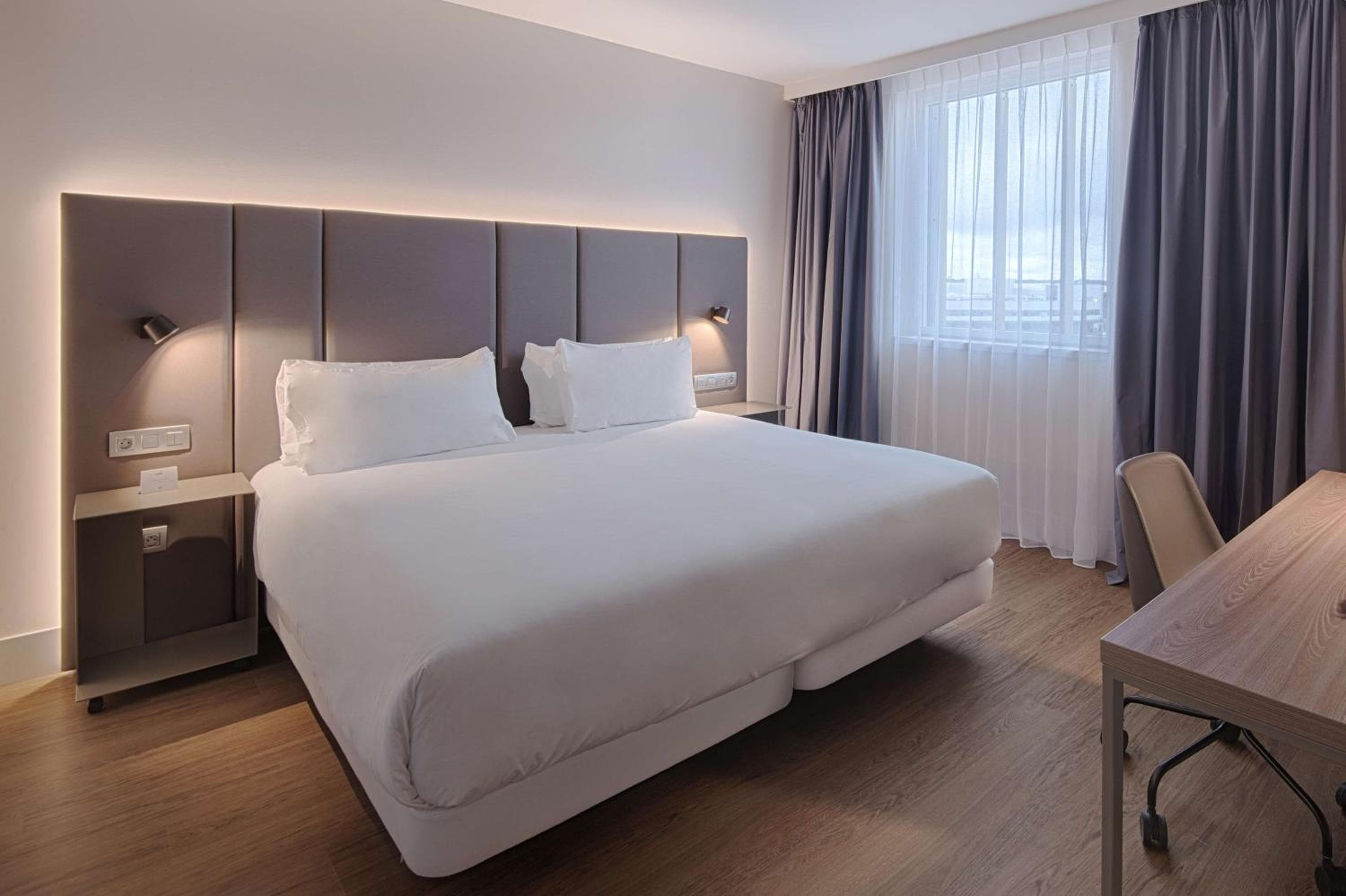 NH Roma Villa Carpegna — 11
