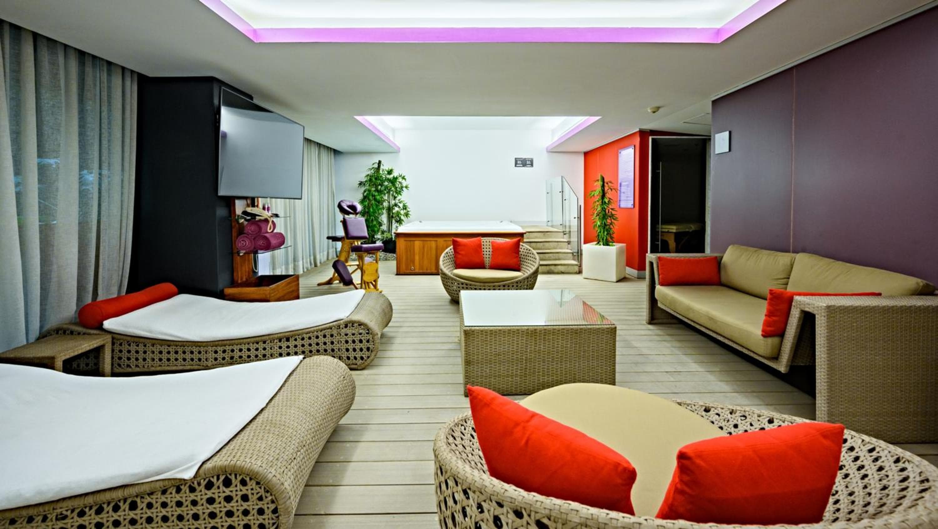 Las Suites Campos Eliseos — 29