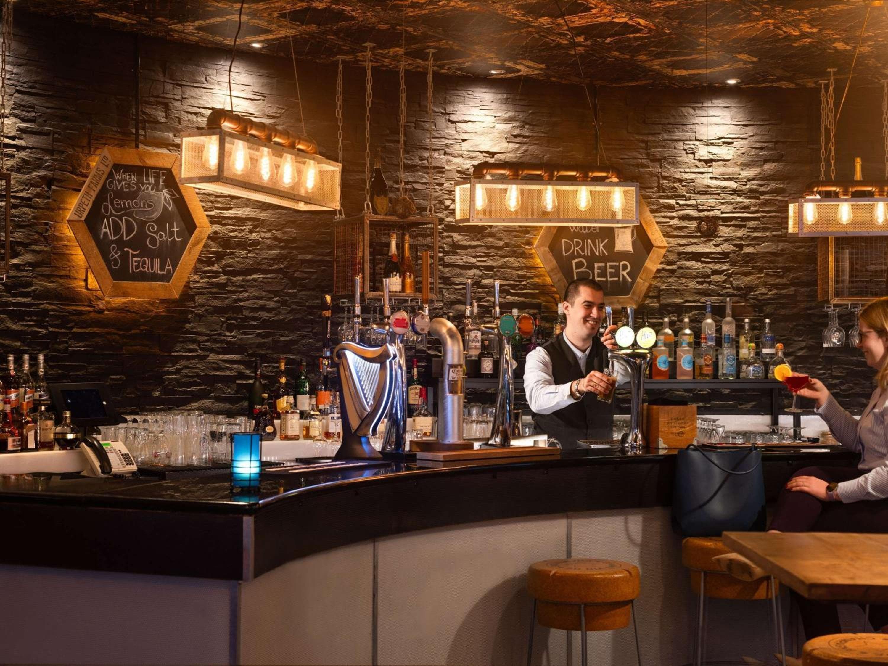 Novotel London Tower Bridge — 6