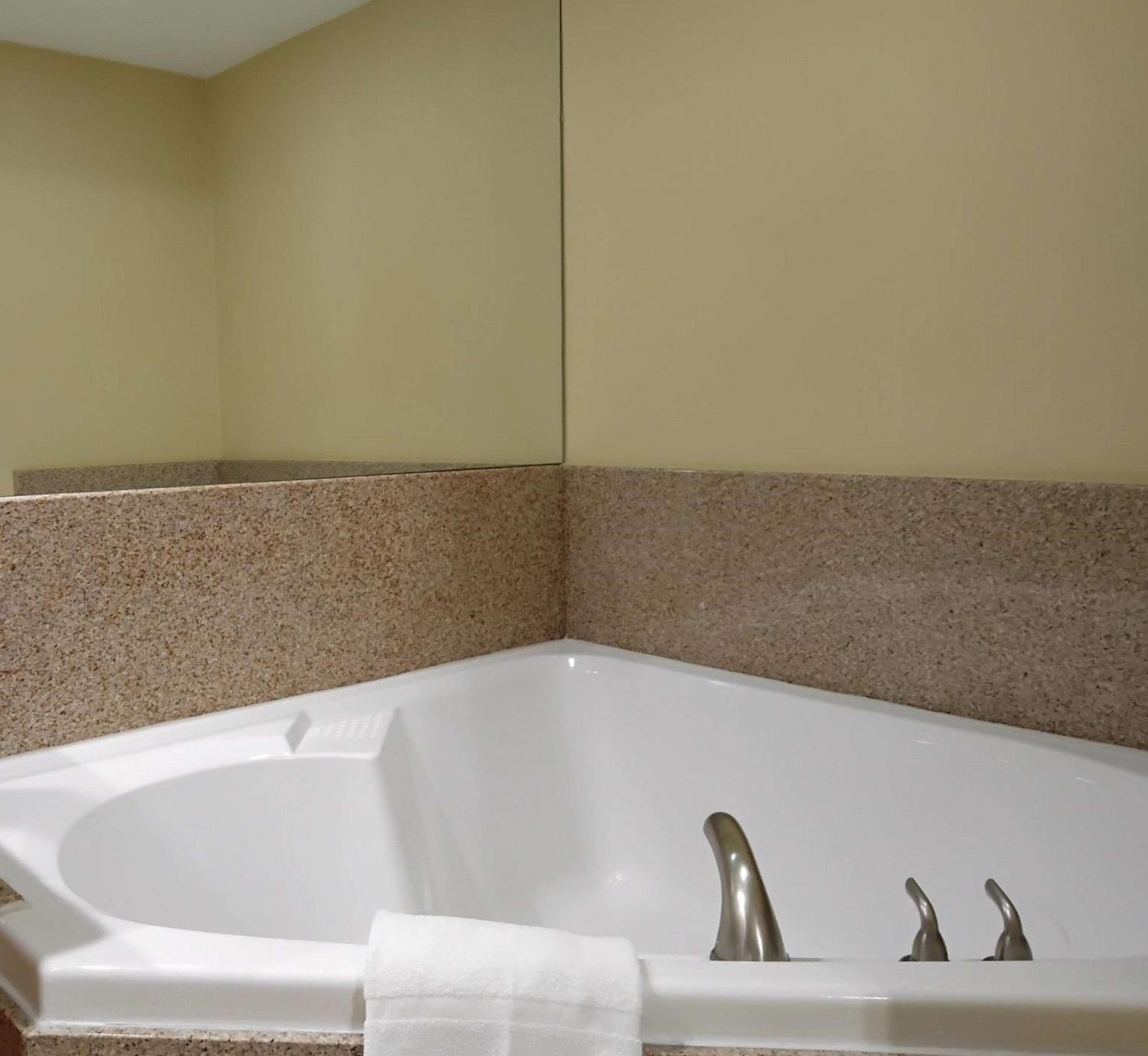 Complejo turístico Cypress Pointe — 12