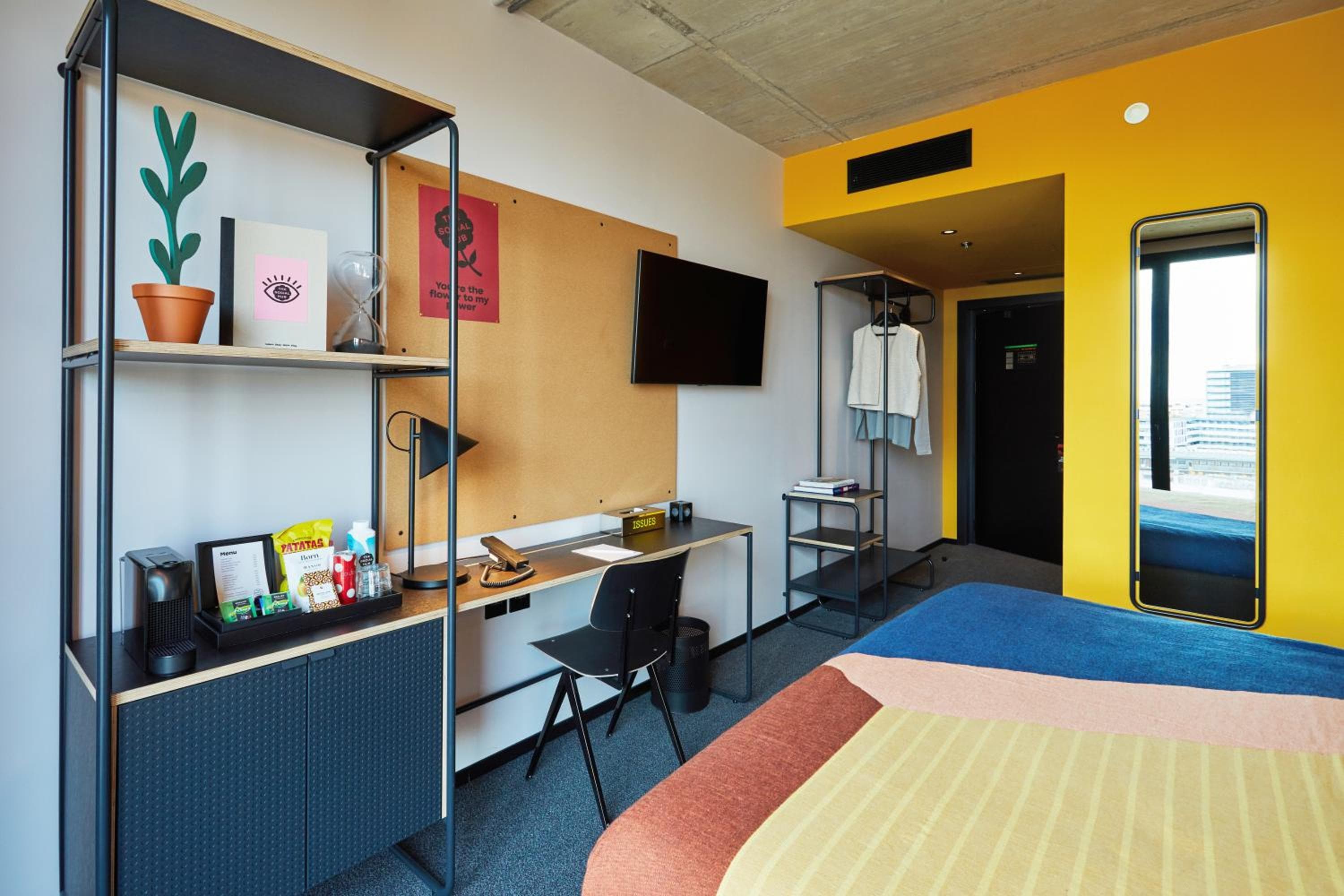 The Social Hub Barcelona Poblenou — 22
