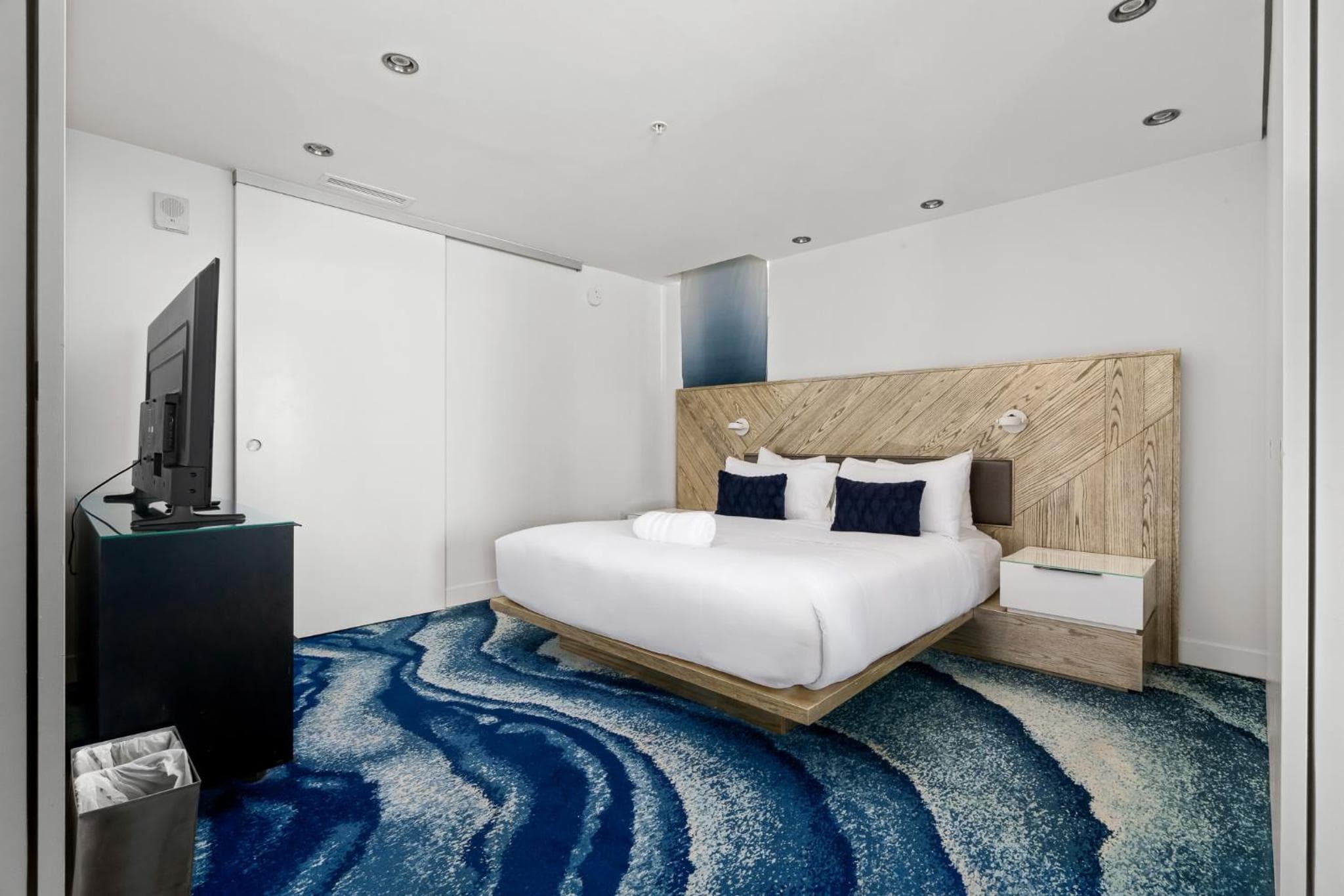 Fall Sale! Luxury 2BR Fort Lauderdale W Residence with Double Living Room, Ocean & Intercoastal Views — 9