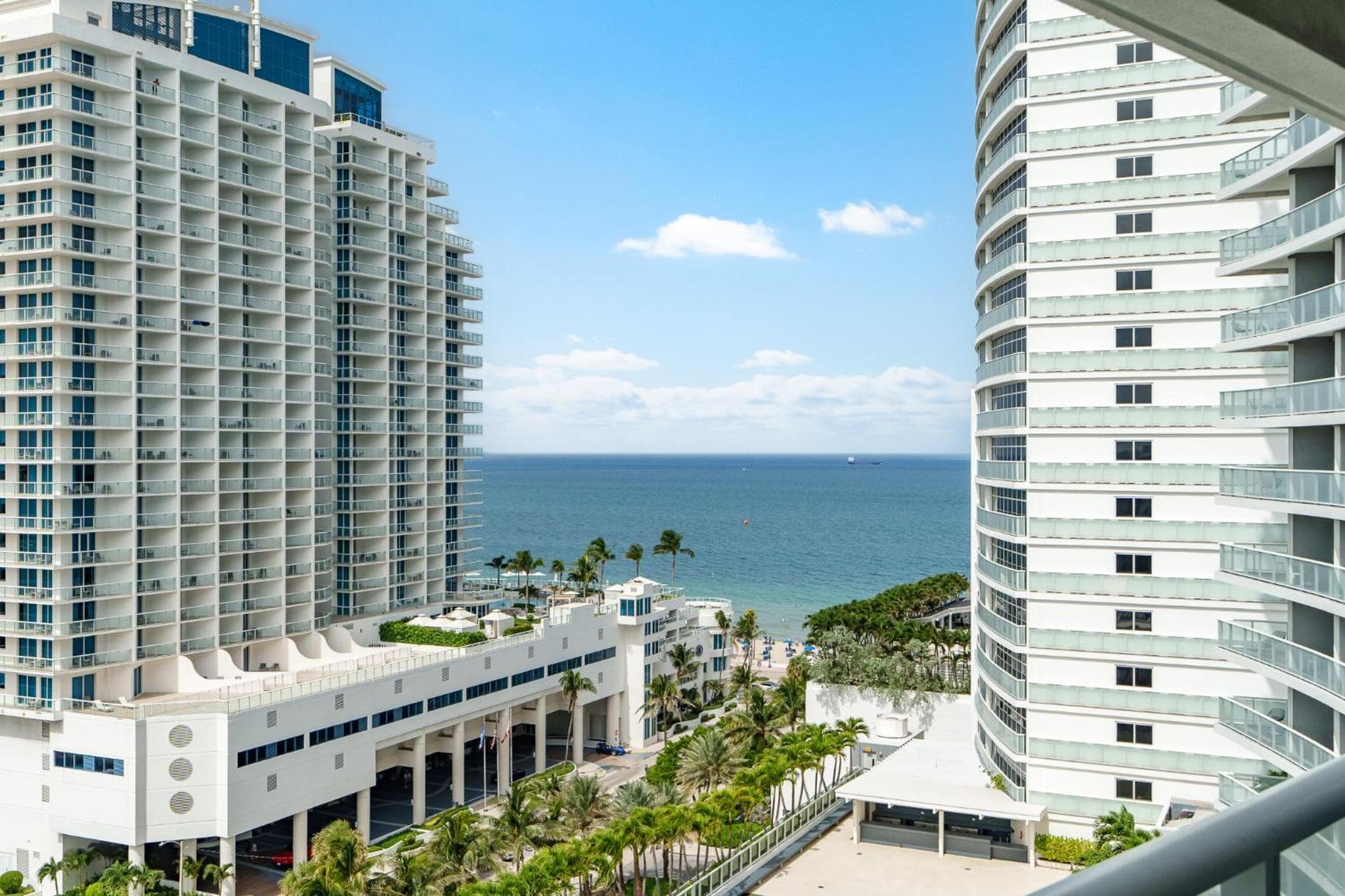 Fall Sale! Luxury 2BR Fort Lauderdale W Residence with Double Living Room, Ocean & Intercoastal Views — 27