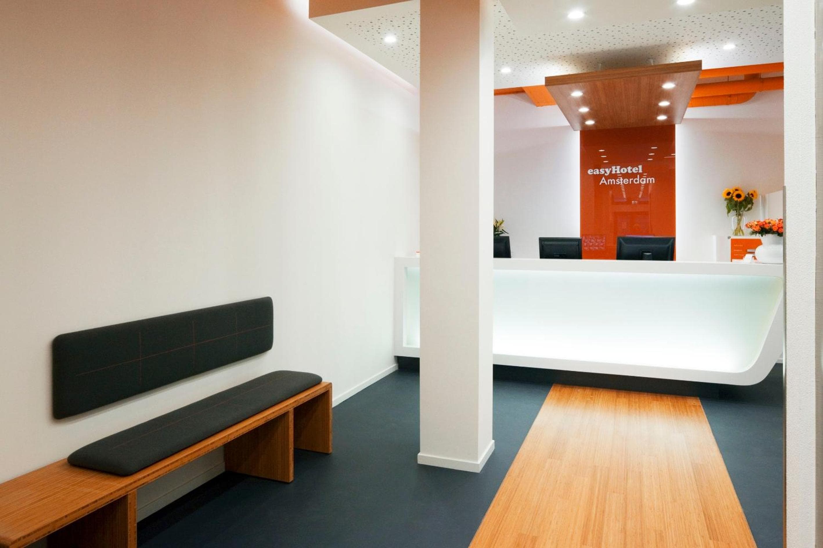 easyHotel Amsterdam City Centre South — 5