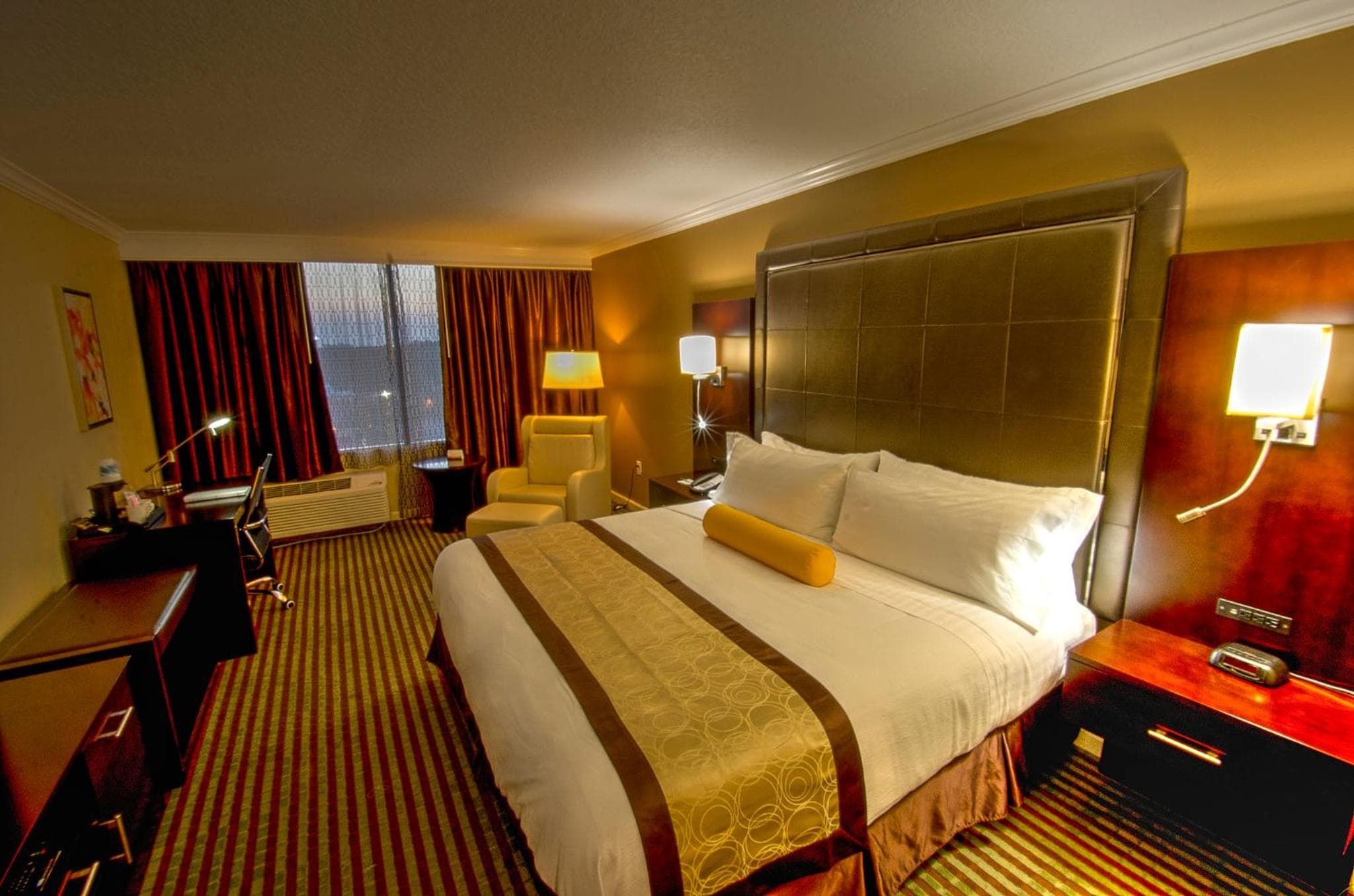 Holiday Inn Orlando East-UCF Area by IHG — 14