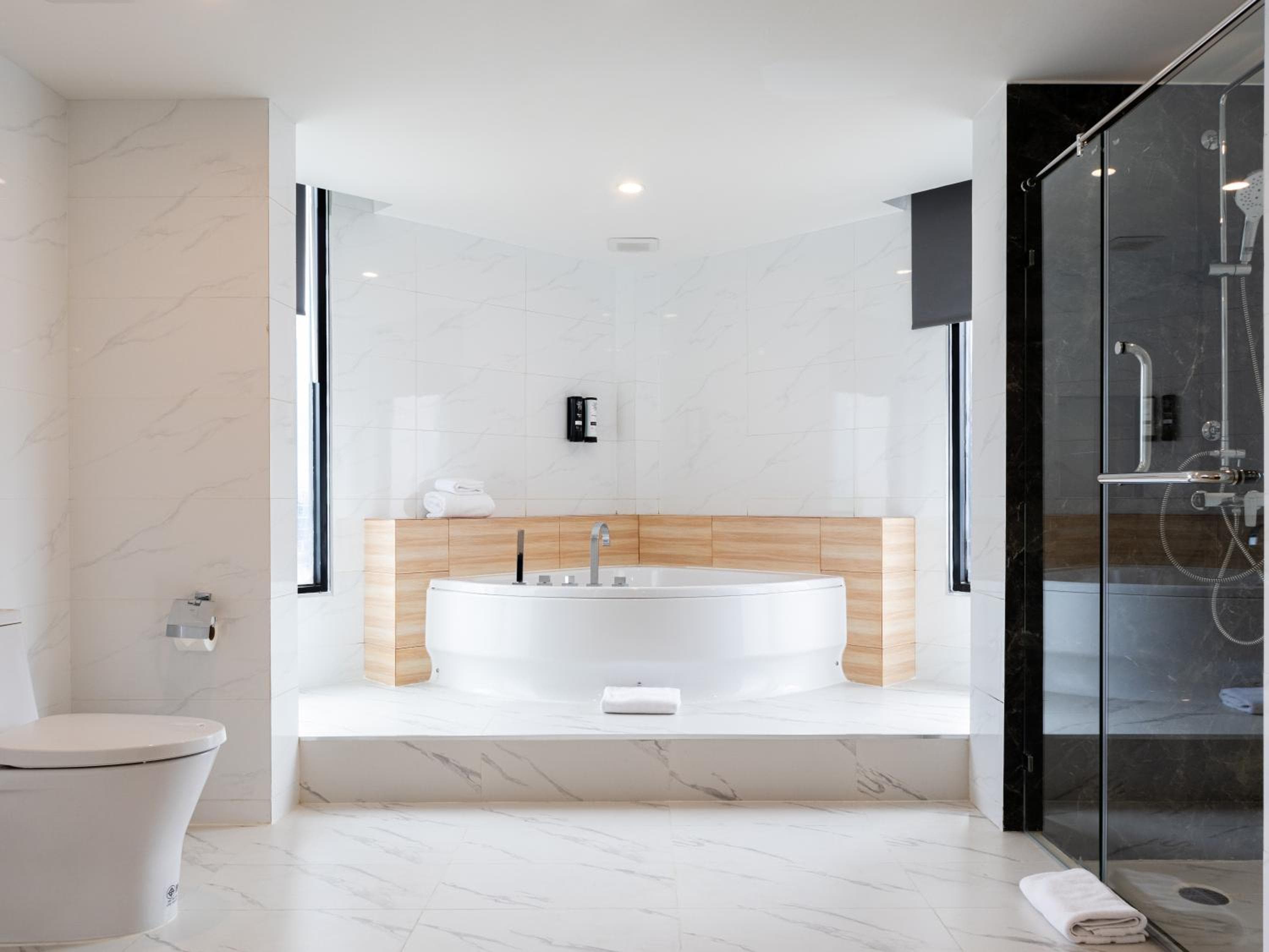 Rembrandt Hotel and Suites Certificato SHA Plus — 15