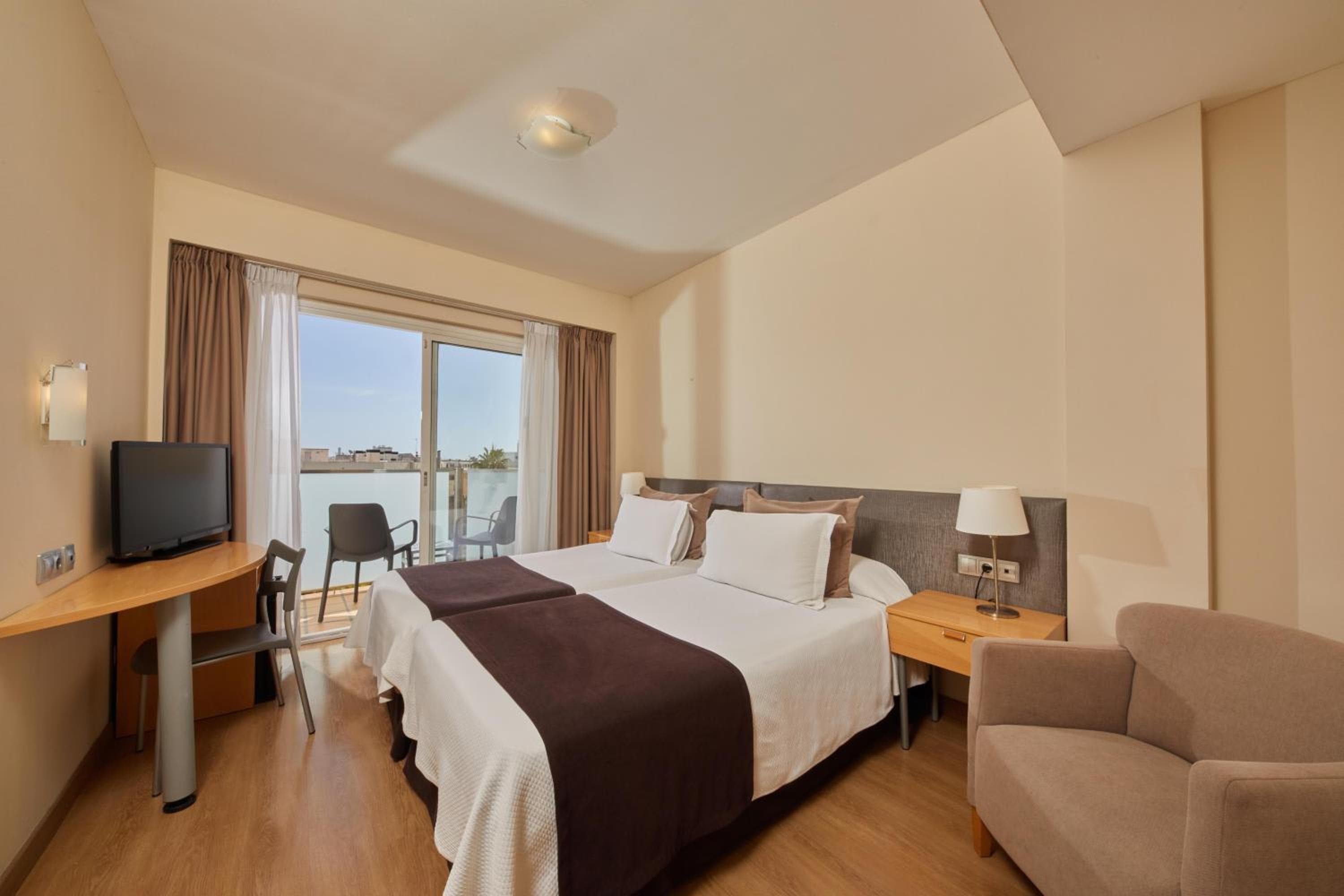 Hotel Zurbarán Palma — 9