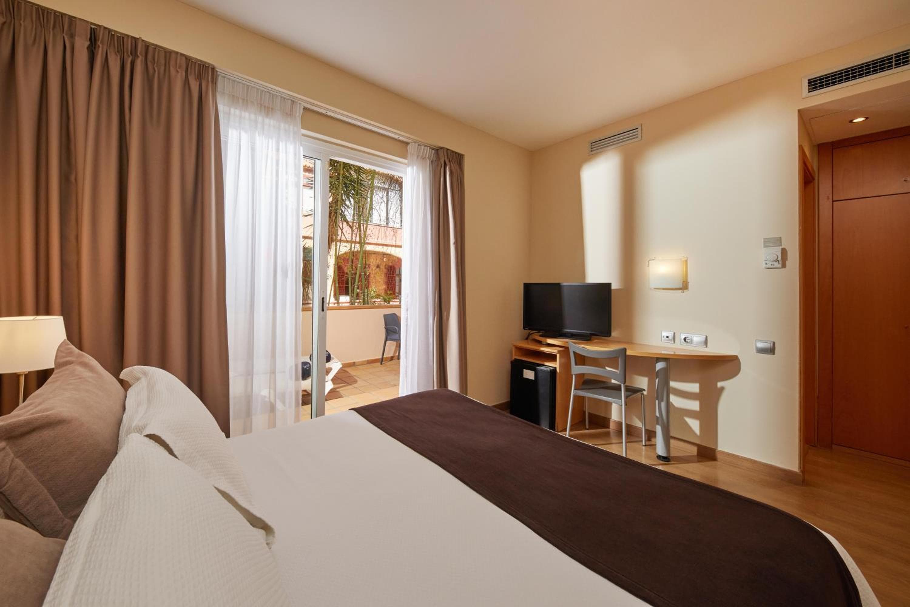 Hotel Zurbarán Palma — 2