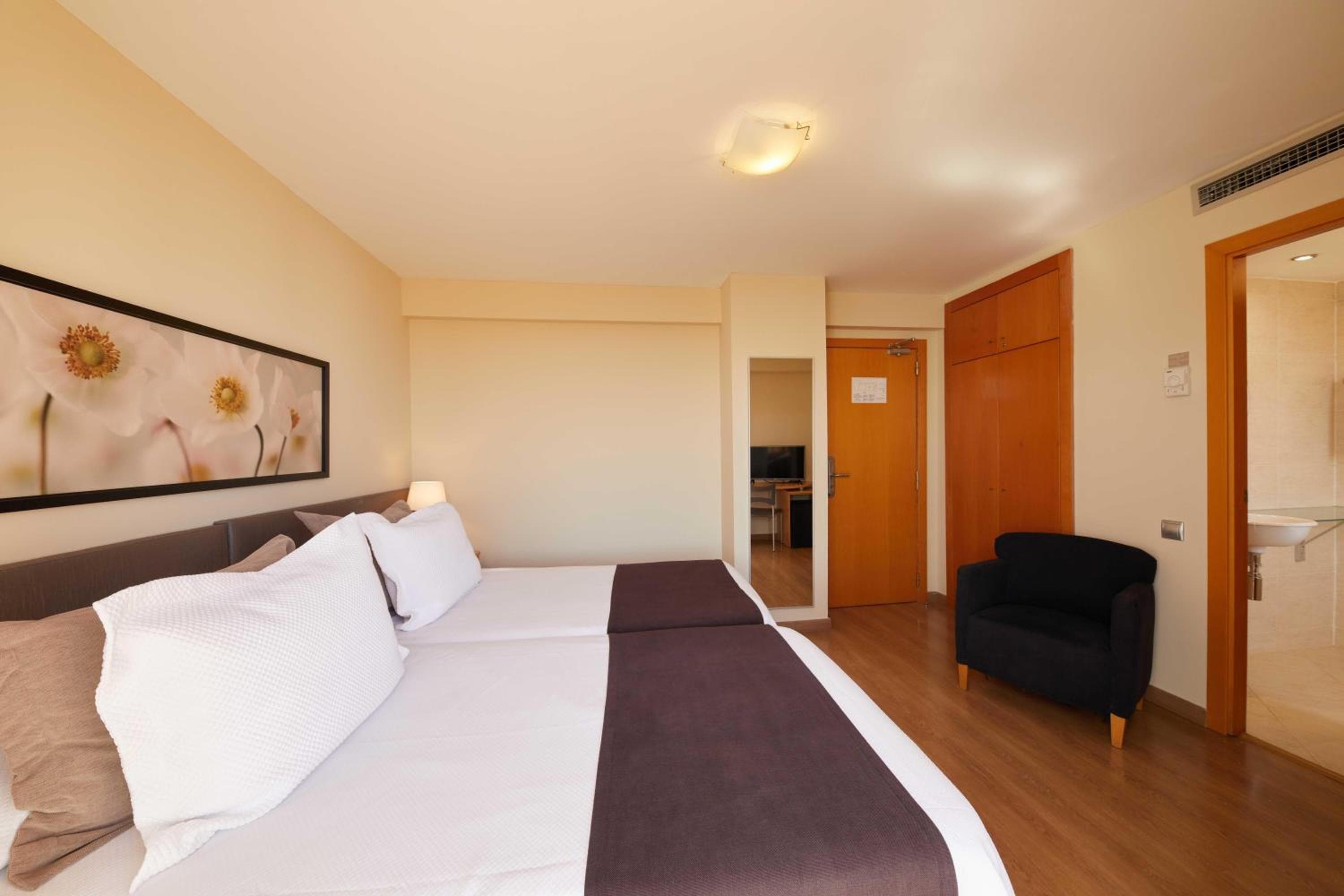 Hotel Zurbarán Palma — 4