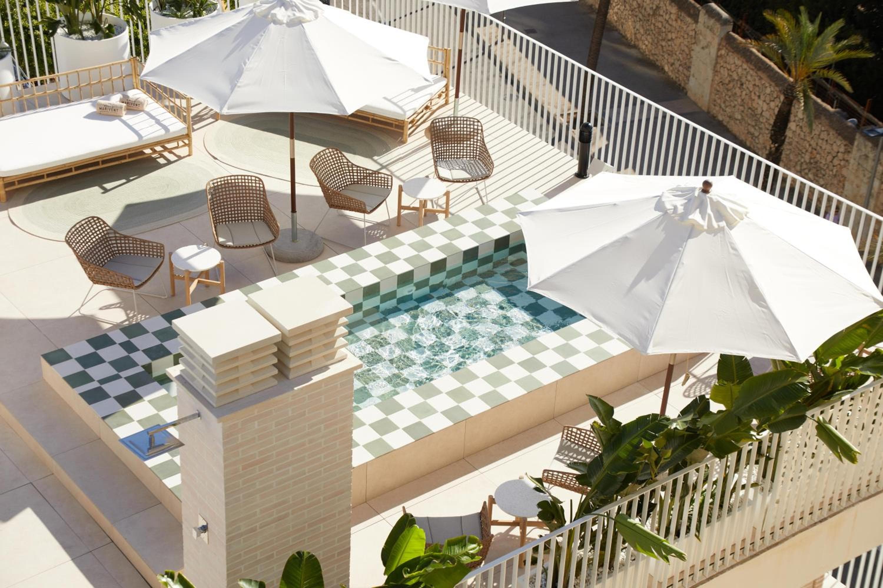 Belle Marivent Boutique Hotel — 12