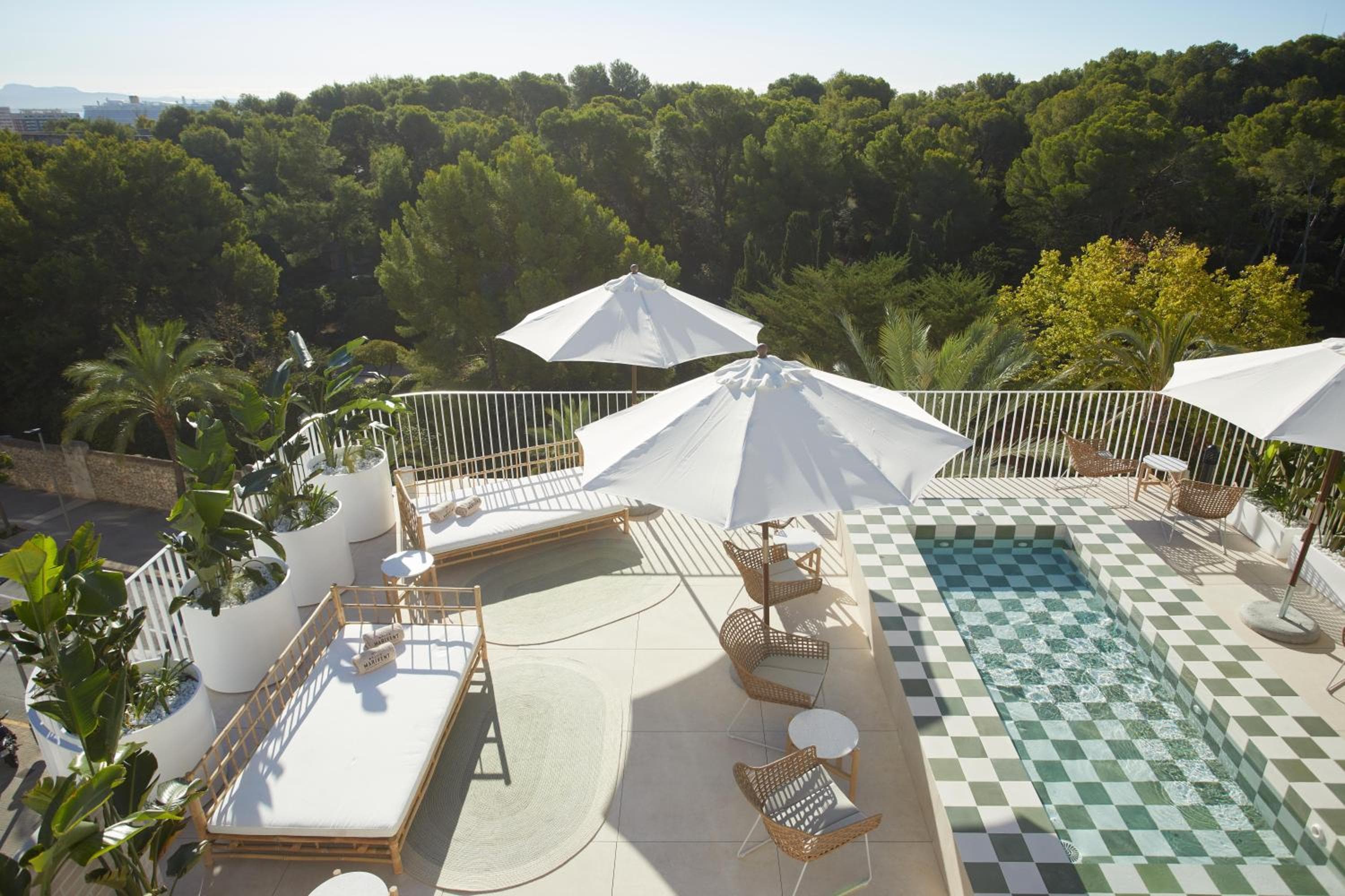 Belle Marivent Boutique Hotel — 11