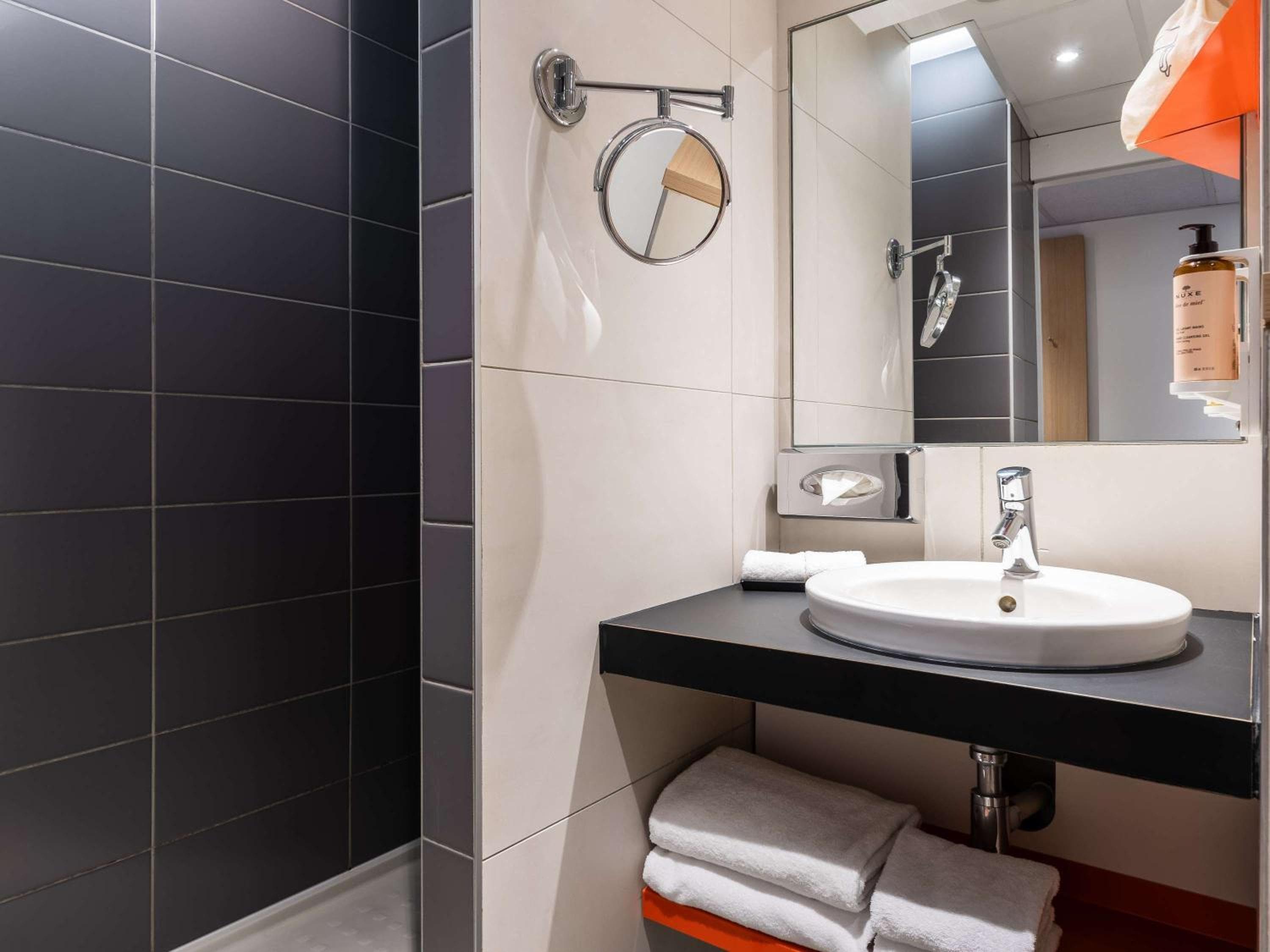 Mercure Paris Gare De Lyon TGV — 19