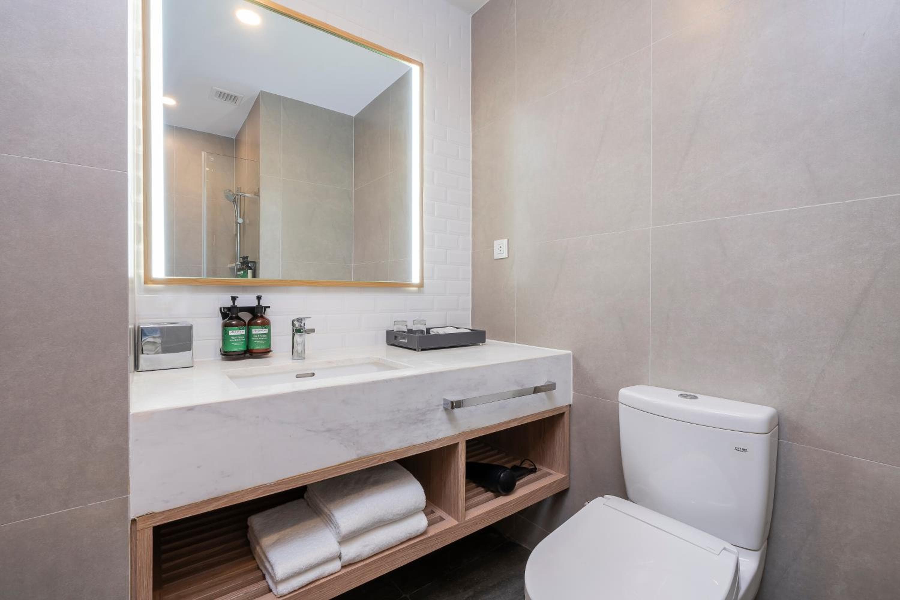 Staybridge Suites Bangkok Thonglor by IHG — 24