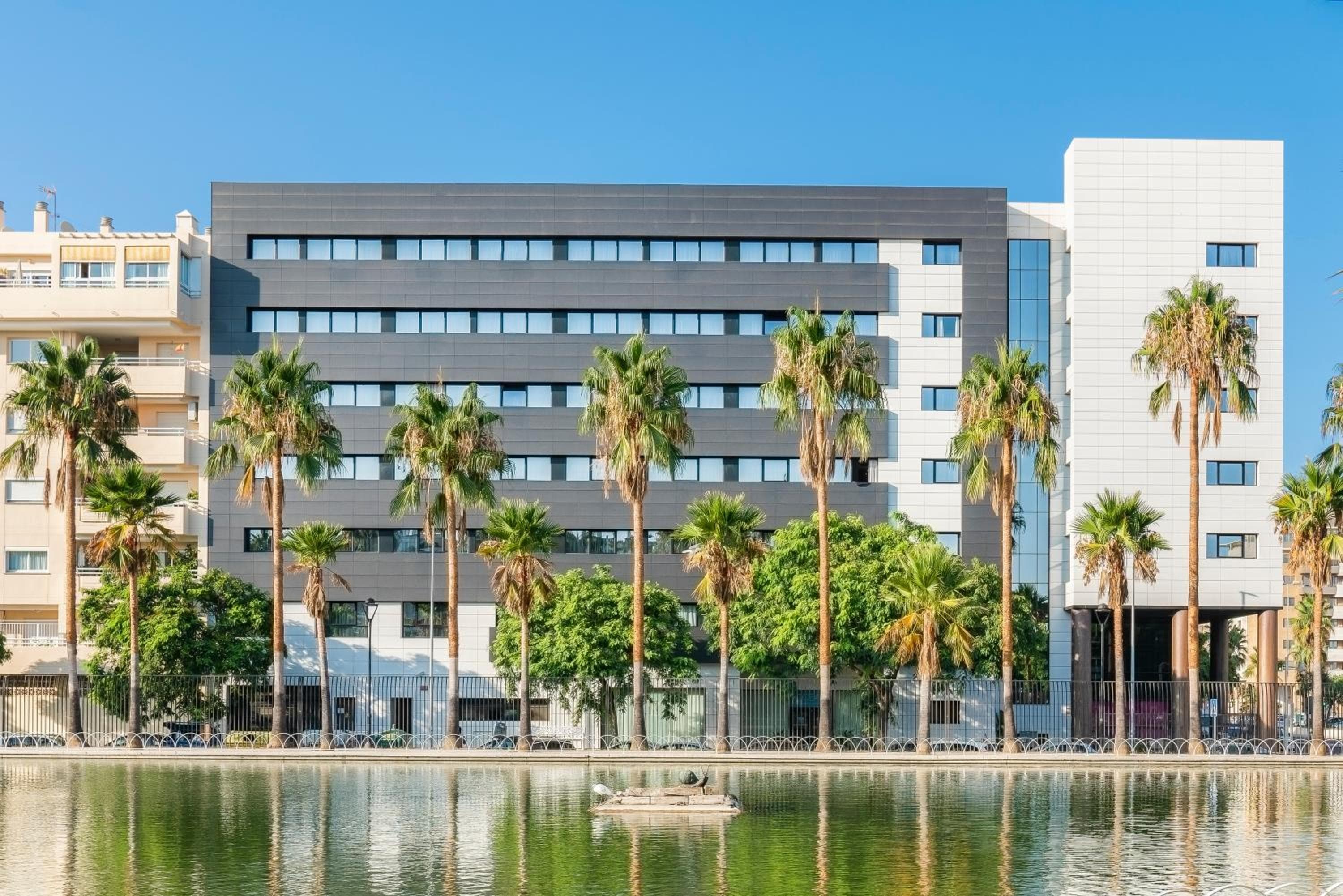 Vincci Malaga — 1