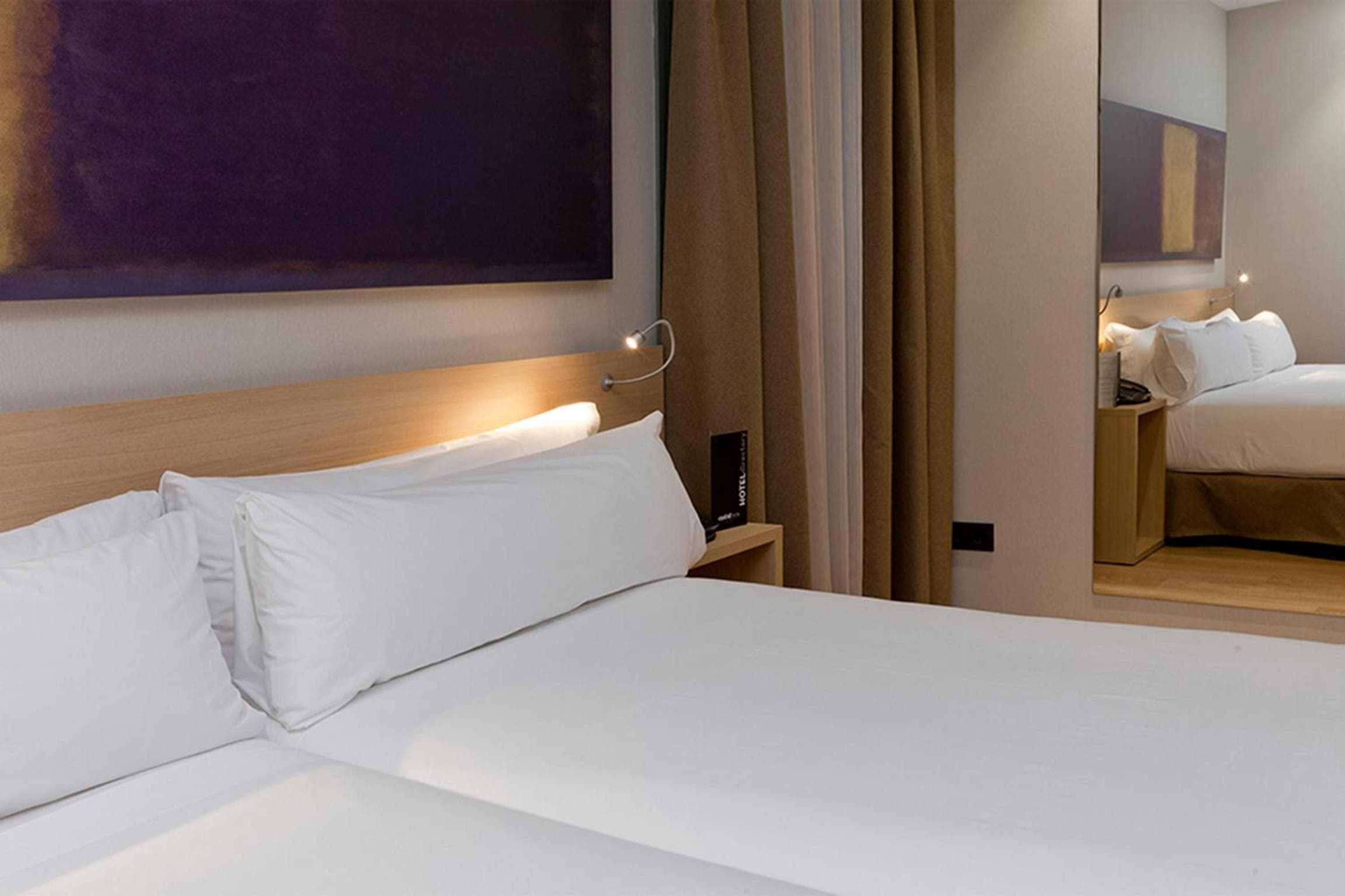 Hotel Ámbito Barcelona — 25