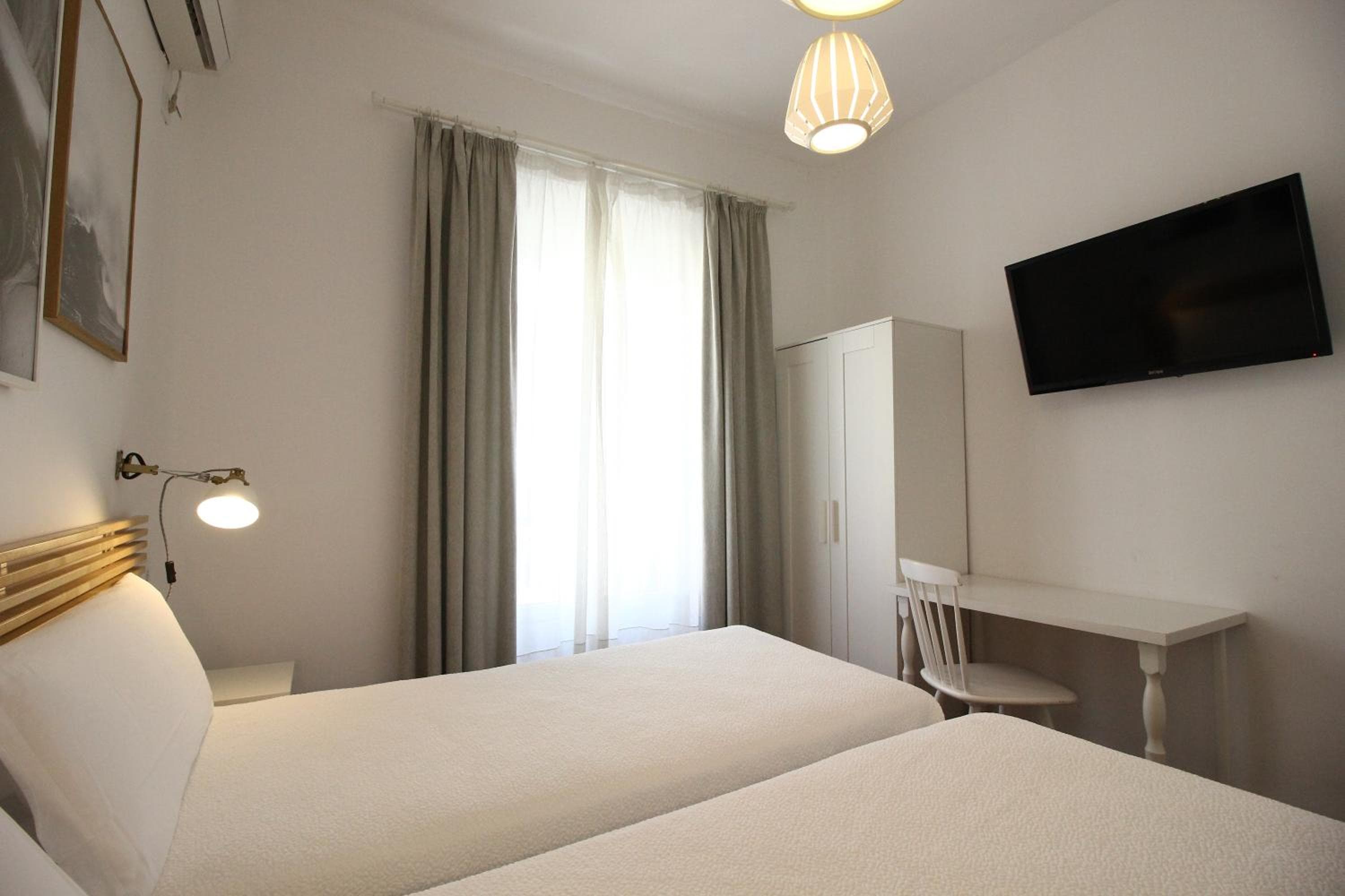 Las Atarazanas - Design Hostal — 21